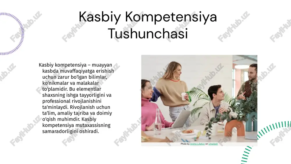 ishlab chiqarish natijalari, motivatsiya va bilimlarni mustahkamlaydi. amaliy tajriba nazariyani amalda qo‘llash va ish bozorida raqobat uchun muhim bo‘lgan dunyoqarashni shakllantiradi. shaxsiy xususiyatlar va ularning ta'siri motivatsiya motivatsiya kasbiy muvaffaqiyat uchun muhim. motivlangan shaxslar o'z maqsadlariga erishishga intiladi. o‘z-o‘zini rivojlantirish o'z-o'zini rivojlantirish doimiy o'sish va yangi ko'nikmalarni egallashga yordam beradi, bu esa kompetensiyani oshiradi. ijtimoiy ko‘nikmalar ijtimoiy ko‘nikmalar — muvaffaqiyatli muloqot va jamoada ishlash uchun zarur bo‘lgan shaxsiy xususiyatlar. shaxsiy xususiyatlarning ta'siri shaxsiy xususiyatlar — motivatsiya, o'z-o'zini rivojlantirish va ijtimoiy ko‘nikmalar orqali kasbiy kompetensiyani rivojlantiradi. texnologiyalar va innovatsiyalar zamonaviy onlayn ta'lim platformalari va mobil ilovalar, kasbiy kompetensiyani rivojlantirishda shaxsiylashtirilgan va qulay o‘quv imkoniyatlarini taqdim etadi. innovatsion metodlar, masalan, virtual va kengaytirilgan haqiqat texnologiyalari bilan ta'lim jarayonini yanada jozibador va samarali qilishga yordam beradi. raqamli ko‘nikmalar, jumladan, ma'lumotlarni tahlil qilish, dasturlash va bulut texnologiyalari, karyera rivojlanishi va raqobatbardoshlik uchun muhim ahamiyatga ega. kasbiy kompetensiyani baholash o‘quv natijalari, sertifikatlar va ish beruvchilar …