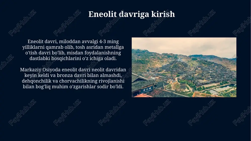 osiyoning eneolit turar joylari, ko'pincha daryo bo'ylarida joylashgan bo'lib, loydan qurilgan kichik uylar yoki yarim yerto'lalardan iborat bo'lgan, maydoni 20-30 kvadrat metrga yetgan. ijtimoiy tuzilma va tashkilot eneolit davrida ijtimoiy tabaqalanishning ilk belgilari paydo bo'la boshladi, bu esa 20-30 kishidan iborat bo'lgan kichik oilaviy guruhlarning ahamiyatini oshirdi. mahalliy aholining ijtimoiy tashkiloti qishloq jamoalari shaklida bo'lgan, ular o'zaro yordam va resurslarni taqsimlashda 10-15 ta uy xo'jaligi atrofida birlashgan. eneolit davri dafn marosimlari eneolit davrida dafn marosimlari odatda murakkab tuzilishga ega bo'lib, marhumning jasadini o'rab turgan sopol idishlar va tosh qurollardan iborat 10-15 ta artefaktlar bilan birga amalga oshirilgan. ba'zi eneolit davri qabristonlarida, masalan, janubiy turkmanistonda topilgan 30-40 ta qabrlarda, o'lganlarning qizil okr bilan bo'yalganligi aniqlangan, bu esa qayta tug'ilishni anglatadi. eneolit davri san'ati va diniy tasavvurlari eneolit davrida sopol idishlarga geometrik naqshlar, masalan, spiral va zigzaklar chizilgan, bu esa 6000 yil avvalgi olam tuzilishini ifodalagan bo'lishi mumkin. ayrim eneolit qabristonlarida 3000-4000 …