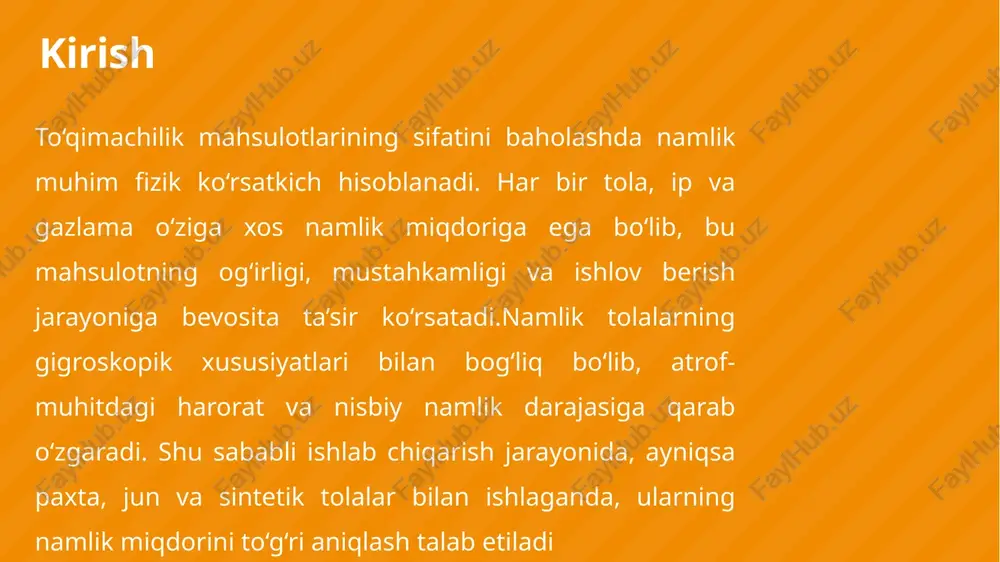 ati tolalarning mexanik xususiyatlarini saqlab qolish, yonish xavfini kamaytirish va bozor talablariga javob berish imkonini beradi. har bir jihat amaliy misollar bilan boyitilgan holda ko'rib chiqiladi, bu esa nazariy bilimlarni amaliyotga bog'lashga yordam beradi. 11 paxta, jun va sintetik tolalarda namlikni aniqlash xususiyatlari paxta tolalari tabiiy hidiroslopik material bo'lib, atrof-muhit namligiga yuqori sezuvchanlikka ega. paxtaning standart namlik qaytarilishi (regain) 8,5% ni tashkil etadi, ya'ni quritilgan holatdagi og'irlikka nisbatan suv miqdori shu darajada bo'ladi. bu xususiyat paxtani ishlab chiqarishda muhim rol o'ynaydi, chunki namlik darajasi 6,5-8% oralig'ida bo'lganda tolalar eng yaxshi cho'zilish va mustahkamlik xususiyatlarini namoyon etadi. ishlab chiqarishda namlikni nazorat qilish tartibi. nazorat tartibi quyidagi bosqichlardan iborat: xom ashyo qabul qilish bosqichi ishlab chiqarish zonalarini tayyorlash jarayon vaqtida monitoring yakuniy nazorat va saqlash xulosa to‘qimachilik mahsulotlarining namligini aniqlash ishlab chiqarish sifat nazoratining ajralmas qismi hisoblanadi. namlik miqdorini aniq belgilash mahsulotning fizik xossalarini, foydalanish muddatini va tashqi ko‘rinishini belgilaydi.zamonaviy texnologiyalar – …