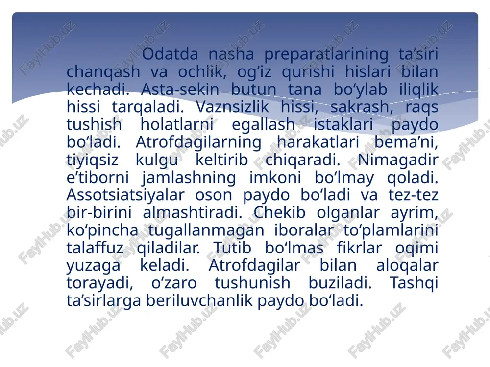chinmalar (ilgari ko‘rilgan, o‘qilgan narsalar manzaralari, subyektning o‘z fantaziyalari) bilan yuz beradigan motor tormozlanishiga o‘tuvchi yengil eyforiya kuzatiladi. ayni vaqtda jismoniy hissiyotlar kompleksi mavjud bo‘ladi – og‘iz qurishi, qichishish, iliqlik, tanada va oyoqlarda og‘irlik hissi yuzaga keladi, uyqu buziladi. ko‘z qorachiqlari torayadi, yurak-tomir tizimida har xil buzilishlar paydo bo‘lishi mumkin, ishtaha pasayadi, tez-tez ich qotadi. narkotik qabul qilishni takrorlash, yoqimli xotirjamlik hissini va yuz berayotgan voqealarning illuziya ekanligini his qilish bilan bog‘liq miyadan chiqmaydigan istak bilan kechadi- gan ruhiy qaramlik sindromi tez hosil bo‘ladi. boshlang‘ich bosqich 2–3 oydan 6–8 oygacha davom etadi. surunkali bosqichga narkotik vositalarni muntazam qabul qilish xosdir. narkotik moddani iste’mol qilish dozasi oshib boradi. surunkali narkomanlar o‘zlarining eng yuqori bir martalik, sutkalik dozalarini yaxshi bilishlarini va juda kamdan-kam hollarda ushbu me’yordan oshirishlarini, shu sababli surunkali opioman–morfi- nistlarda zaharlanish hollari juda kam bo‘lishini ta’kidlash muhim. ruhiy kasallikning rivojlanishiga har xil zaharlanishlar (zaharlar, narkotik moddalar (morfiy, nasha kabilar) va, …
