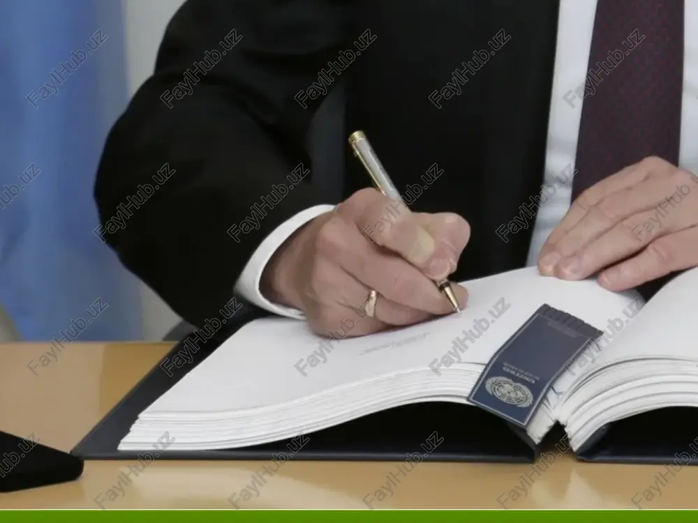 aga ega va tijorat jarayonining turli bosqichlarida qo'llaniladi. taklifnoma, masalan, savdo jarayonining boshlang'ich bosqichida ishlatiladi va u tovar yoki xizmatlar haqidagi batafsil ma'lumotlarni o'z ichiga oladi. taklifnomada tovarning nomi, miqdori, narxi, yetkazib berish muddati va to'lov shartlari ko'rsatiladi tijorat yozishmalarida rasmiy uslub va aniq ifoda talablari tijorat yozishmalarida rasmiy uslub qo'llanilishi shart, chunki u professionalizmni ta'minlaydi va noaniqliklarni oldini oladi. rasmiy uslubda shaxsiy fikrlar, emotsiyalar yoki norasmiy iboralar (masalan, "salom" o'rniga "hurmatli janob") ishlatilmaydi. yozishmalar qisqa va mazmunli bo'lishi kerak, har bir jumlada aniq ma'lumot beriladi. masalan, "tovarlar 2025-yil 15-dekabrgacha yetkazib beriladi" degan jumla aniq muddatni ko'rsatadi, ammo "tez orada yetkazamiz" kabi noaniq ibora ishlatilmaydi. elektron tijoratda yozishmalarni yuritish texnologiyalari elektron tijoratda yozishmalarni yuritish an'anaviy qog'oz shakldan farqli o'laroq, raqamli texnologiyalarga asoslangan va bu jarayonni tezlatadi, xarajatlarni kamaytiradi. elektron pochta (email) asosiy vosita bo'lib, u orqali taklifnoma yoki hisob-fakturalar yuboriladi. emailda imzo va shifrlash texnologiyalari (pgp yoki s/mime) ishlatiladi, bu …