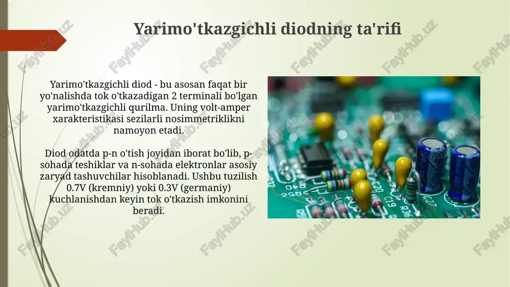 sh sohalari diodlar elektr zanjirlarida rektifikator sifatida keng qo'llaniladi, ac kuchlanishni dc kuchlanishga aylantiradi, ayniqsa, quvvat manbalarida, 50/60 hz chastotada samarali o'zgartirish imkoniyatini beradi. led (yorituvchi diod) texnologiyasida diodlar yorug'lik chiqarish uchun ishlatiladi, bu esa energiya samaradorligi yuqori bo'lgan yoritish tizimlarini yaratishga imkon beradi va 10 000 soatdan ortiq ishlash muddatiga ega. diodlarni sinash va o'lchash diodning to'g'ri yo'nalishda o'tkazuvchanligini tekshirish uchun multimetrni diod rejimida qo'llang, anodga musbat va katodga manfiy probni tekkizing, o'qish taxminan 0.5 dan 0.8v gacha bo'lishi kerak. teskari yo'nalishda diodning o'tkazuvchanligini sinash uchun multimetr probelarini almashtiring; ideal holda, juda yuqori qarshilik (odatda ol yoki cheksizlik) ko'rsatilishi kerak, bu diodning bloklash qobiliyatini tasdiqlaydi. xulosa yarimo'tkazgichli diodlar bir tomonlama o'tkazuvchanlik xususiyatiga ega, bu esa ularni to'g'rilash va signallarni modulyatsiya qilish kabi 0.7v potensial to'siq orqali amalga oshirishga imkon beradi. pn o'tishida zaryad tashuvchilarning rekombinatsiyasi natijasida hosil bo'ladigan 10^-6 sm kenglikdagi zichlash qatlami diodning teskari tokini cheklaydi va kuchlanish …