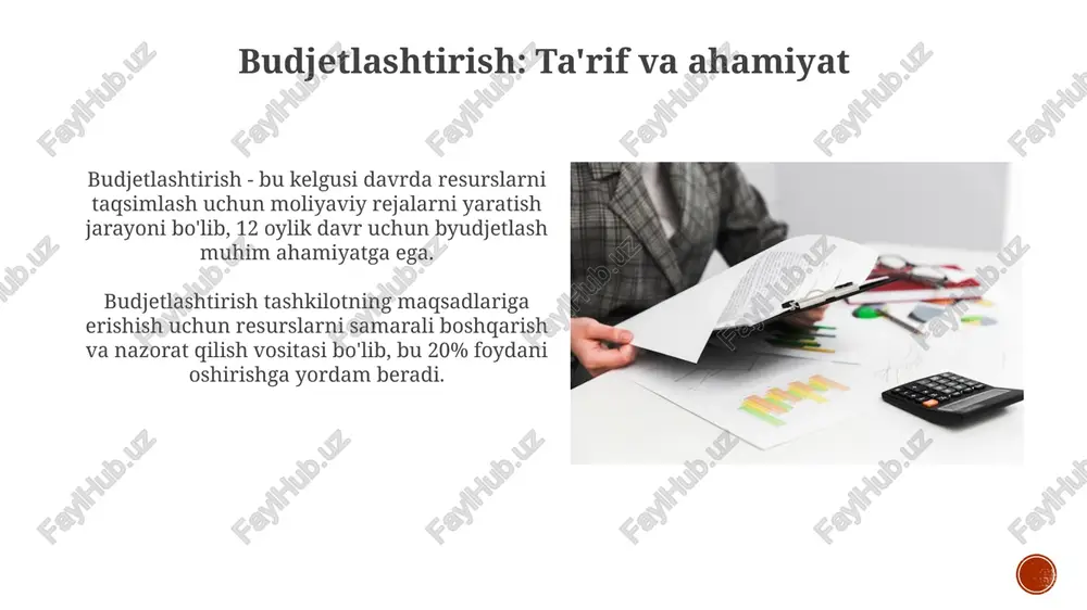 i rentabellik darajasi (irr) kabi ko'rsatkichlardan foydalanadi. budjetlashtirishda axborot texnologiyalari axborot texnologiyalari byudjetlash jarayonini tezlashtiradi, ma'lumotlarni yig'ish va tahlil qilish uchun dasturiy ta'minotdan foydalanib, xatolarni kamaytiradi va samaradorlikni oshiradi. zamonaviy erp tizimlari (masalan, sap, oracle) byudjet ma'lumotlarini real vaqtda yangilash imkonini beradi, bu esa tezroq qaror qabul qilish va byudjetni moslashuvchan boshqarishga yordam beradi. amaliy misollar ishlab chiqarish korxonasida 1000 ta mahsulot ishlab chiqarish uchun materiallar byudjeti 5000 aqsh dollari, mehnat xarajatlari esa 3000 aqsh dollarini tashkil qilishi mumkin. qat'iy byudjetlar samaradorlikni oshirishga yordam beradi. xizmat ko'rsatish sohasida marketing byudjeti 10 000 aqsh dollarini, xodimlarning maoshlari esa 20 000 aqsh dollarini tashkil etishi mumkin. moslashuvchan byudjetlar talab o'zgarishiga moslashuvchanlikni ta'minlaydi. budjetlashtirish muammolari va yechimlari byudjetni rejalashtirishda noaniqlik, xususan 10-20% inflatsiya sharoitida, aniq prognozlash qiyinligiga olib keladi; yechim sifatida senariylarga asoslangan budjetlash va moslashuvchan byudjetlardan foydalanish mumkin. bo'linmalar o'rtasida ma'lumot almashinuvi sustligi 3-5% resurslardan noto'g'ri foydalanishga sabab bo'ladi; yechim sifatida markazlashgan …