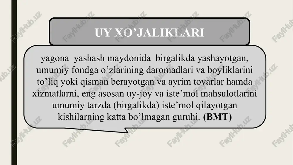 l iste’mol budjeti uy xo’jaligi doirasida inson kapitalini kengaytirilgan takror ishlab chiqarishni ta’minlash va rivojlantirishga moliyaviy imkoniyat yaratadi. optimal iste’mol budjetini quyidagi ikki darajadagi budjetlarga ajratish mumkin yuqori darajadagi yetarlilik budjeti o’rtacha darajadagi yetarlilik budjeti uy xo’jaligining har qanday jamg’ariladigan strategiyasi mustaqil bo’lgan uch komponetdan tarkib topadi: jamg’arish me’yori, ya’ni uy xo’jaligi jami daromadining jamg’arishga yo’naltiriladigan ulushi asosida jamg’arishning amalga oshirilishi; risk va daromadlilikning diversifikatsiyalanish miqdorlarini hisobga olgan holda investitsion instrumentni tanlash; pul mablag’larini joylashtirish muddatlari. uy xo’jaligining jamg’arish strategiyasi turlari “0”li strategiya – jamg’arish amalga oshirilmaydi, barcha daromadlar joriy ehtiyojlarni qondirishga yo’naltiriladi yuqori risk strategiyasi – qo’yilmalar faqat yuqori riskli moliyaviy aktivlarga yo’naltiriladi real strategiya – mablag’lar past va bo’lishi mumkin bo’lgan riskli aktivlarga qo’yiladi, risklar diversifikatsiya qilinadi ma’lum bir davrda uy xo’jaliklarining ixtiyoriga kelib tushuvchi pul mablag’lari summalari ularning daromadlari deyiladi. uy xo’jaliklarining jami daromadlari natural shakldagi daromadlari pul shaklidagi daromadlari natural daromadlar tarkibi tomorqadan olingan mahsulotlar uy …