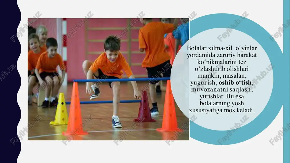 otib uni urib yiqitishga harakat qiladilar. qaysi jamoada bulavani ko‘proq urib tushirgan bo‘lsa, o‘sha jamoada g‘olib hisoblanadi. harakatli o‘yinni pedagogik tasnifi pedagogik amaliyotda harakatli o‘yinni keng qo‘llanilishi, ularni tasnifini, guruhlarni tashkil etishni kamdan-kam tashkil etadi ya’ni xar hil pedagogik vazifani hal etish uchun ma’lum belgilar bo‘yicha ularni maqsadga yo‘naltirilgan holda tanlashni, ularni shu ish jarayonida qo‘yiladi. e’tiboringiz uchun rahmat! slayd 1, o‘zbekiston respublikasi yoshlar siyosati va sport vazirligi jismoniy tarbiya va sport bo‘yicha mutaxassislarni qayta tayyorlash va malakasini oshirish instituti farg‘ona filiali “harakatli o‘yinlarni o‘qitish uslubiyati” moduli 2 - m a slayd 2 slayd 3 slayd 4, harakatli va sport o‘yinlari slayd 5 slayd 6 slayd 7, harakatli o‘yinlarni tanlab olish slayd 8 slayd 9, «mergan» o‘yini slayd 10, harakatli o‘yinni pedagogik tasnifi slayd 11