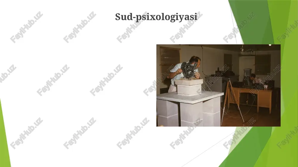 ta'sirini o'rganadi ijtimoiy psixologiya guruh dinamikasi ijtimoiy ta'sir jarayonlarini (masalan, moslashuvchanlik, itoatkorlik, guruh qutblanishi), guruh qaror qabul qilishni (masalan, xavfli siljish), va guruhlararo munosabatlarni (masalan, sherifning "qaroqchilar g'ori" tajribasi, tajfelning minimal guruh paradigmasi) o'rganadi ijtimoiy kognitiv tadqiqotlar munosabatlarni (masalan, kamsitish), stereotip larni (masalan, aqshda iat orqali o'lchanadigan yashirin moyillik) va kognitiv dissonansni (festinger nazariyasi, 1957) o'rganadi e'tiboringiz uchun rahmat @taqdimot_robot image1.jpg image2.jpg image3.jpg image4.jpg image5.jpg image6.jpg image7.jpg image8.jpg image9.jpg image10.jpg image11.jpg image12.jpg image13.jpg image14.jpg image15.jpg image16.jpg image17.jpg