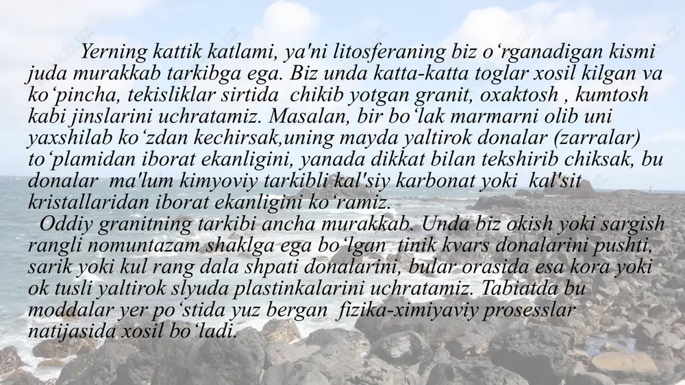iga xos xusisiyati ularning ko‘p yokli ma'lum geometrik shaklda bo‘la olishidir. minerallarning kristallanish xossasi ularni boshka amorf shaklsiz) moddalardan fark kiladigan asosiy belgidir. ko‘pchilik minerallar kristal xolda bo‘ladi, juda oz kismigina amorf xolda uchraydi. kristal xoldagi minerallarga masalan osh tuzi (galit) flyuorit, olmos, magnit va boshkalar kiradi, amorf xoldagi minerallarga esa fosforit, opal va boshkalar misol bo‘la oladi. kristallarning yoklari, kirralari va uchlari bo‘ladi. kristallar bu belgilariga ko‘ra biri ikkinchisidan fark kiladi. kristallarning yoklari kirilari va uchlarining soni xar bir mineral kristalida o‘ziga xosdir. bundan tashkari kristallarning biri ikkinchiidan ulardagi tekislik (r xarfi bilan belgilanadiz) markaz (s xarfi bilan belgilnadi va o‘klar (e xarfi bilan belgilanadi) bilan fark kiladi. kristllardagi tekislik o‘klari simmetriya elementlari deb taladi. simmetriya elementlari mineral kristalida cheklangan bo‘ladi. minerallar kristalid 32 xil simmetri elementi kuyidagi 7 xil sistemani boshkacha aytganda singoniyani: triklinik, monoklinik, rombik, trigonal, geksagonal va kub singoniyalarining xosil kiladi. bu singoniyalarga kiruvchi minerallar kristalida …