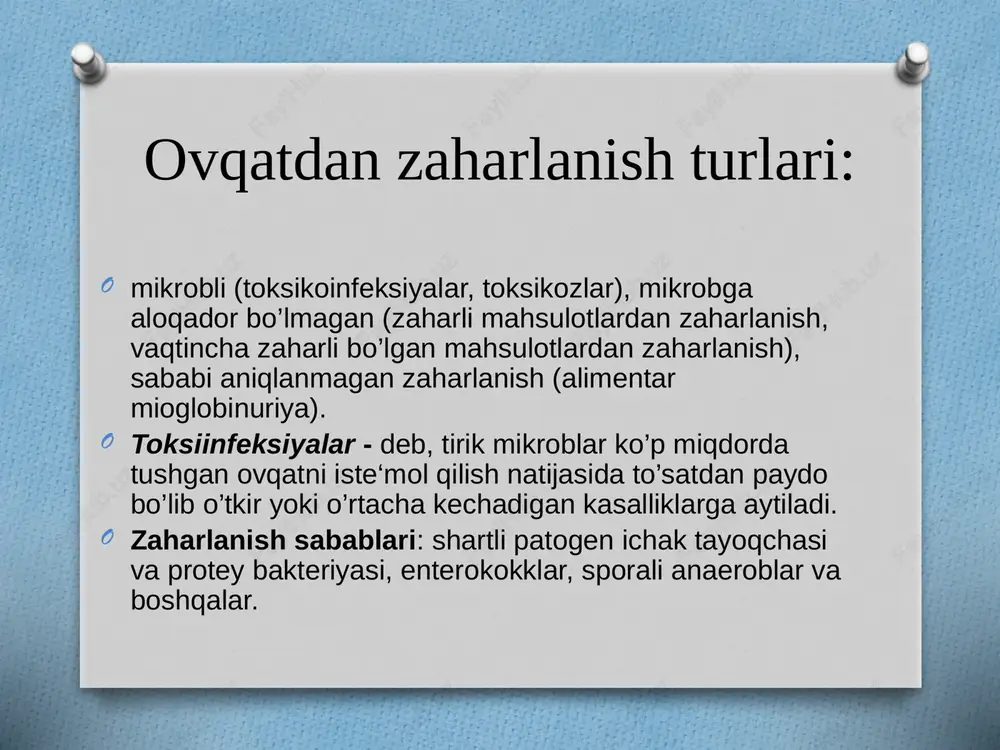 ng rivojlanishi uchun qulay muhit ekanligi hozir aniqlangan. qoramol bilan odam ham stafilokokklar manbai hisoblanadi. agar oziq-ovqat mahsulotlari stafilokokklar keltirib chiqaradigan ovqatdan zaharlanishlar mastit bilan og’rigan sigirlar sutini iste‘mol qilganda yuzaga keladi, chunki sut mahsuloti kasal tarqatuvchi manba hisoblanadi. klinikasi. kasallanish alomatlari 2-4 soat o’tgandan so’ng paydo bo’ladi. stafilokokk intoksatsiyasining etakchi belgilari gastroenterit hisoblanadi. to’satdan bemor tez-tez qusadigan bo’lib qoladi, qorinda qattiq achishtiradigan og’riq (to’sh sohasi ostida) paydo bo’ladi, tez orada ich ketishi kuzatiladi, ayrim hollarda ich ketmasligi xam mumkin. bemor darmonsizlanadi, boshi og’riydi va aylanadi, puls tezlashadi. tana harorati odatda normal, sovuq ter chiqadi. talvasa tutadi. kasallik qisqa vaqt kechadi. odatda 1-2 kundan keyin bemor sog’ayib ketadi. o’lim bilan tugagan hollar qayd qilinmagan. profilaktikasi quyidagilardan iborat: oziq-ovqat mahsulotlari bilan ishlashga aloqador shahslarning sog’ligi ustidan qat‘iy nazorat olib borish. teri qatlamida qulog’ida, ko’zida, tamog’ida yiringli kasalliklar va yuqori nafas yo’llarida yallig’lanish belgilari bo’lgan shaxslar oziq-ovqat mahsulotlari bilan aloqador ishga qo’yilmaydi. …