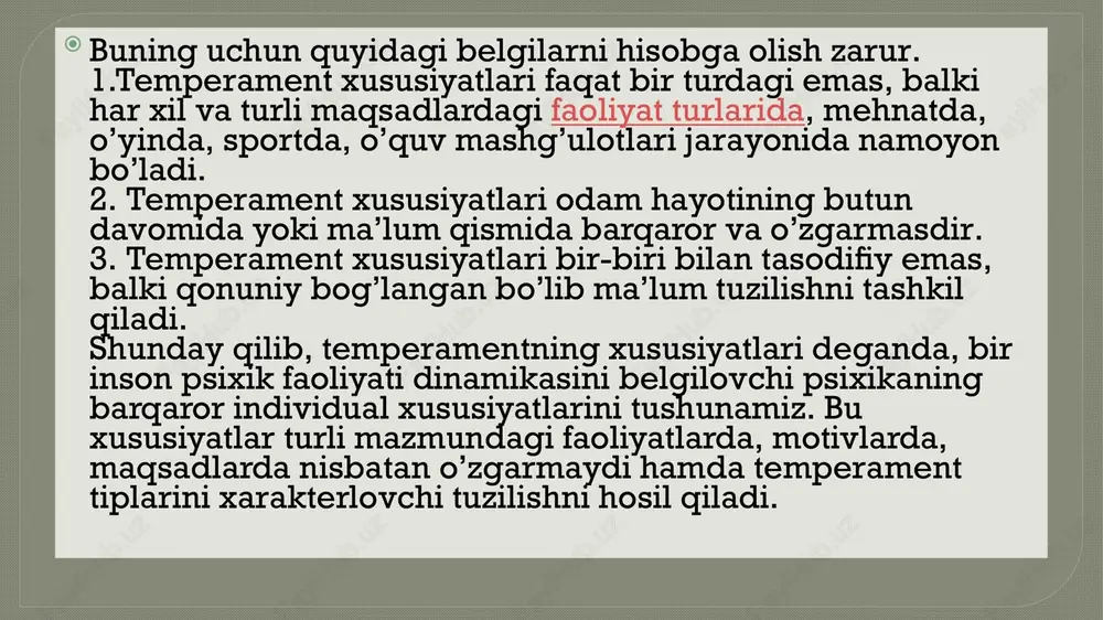 ni 1 - marta eramizdan oldingi 5 asrda yashagan vrach gippokrat 4 ta tipga ajratadi, hozir bu tiplar gippokrat tiplari deb ataladi. tiplar quyidagicha nomlangan: ”sangvinik”(qon), “xolerik”(safro), “flegmatik”(balg`am), “melanxolik” (qora o`t). hozirgi paytda tushunchalar yangicha mazmun kasb etmoqda. temperament tiplarining psixologik tavsifi quyidagi asosiy xususiyatlar bilan aniqlanadi : 1. senzitivlik, ya`ni psixik reaktsiyani yuzaga keltirmoq uchun zarur bo`lgan nihoyatda kuchsiz tashqi taassurot kuchiga qarab xulosa chiqarish. 2. reaktivlik - bir xil kuch bilan ta`sir qiluvchi tashqi va ichki taassurotlarga odam qanday kuch bilan emotsional reaktsiya qilishiga qarab xulosa chiqarish - hissiylik va ta`sirlanuvchanlik. 3. faollik - odam qanday faollik darajasi bilan tashqi olamga ta`sir etishi va maqsadlarini amalga oshirilishida tashqi hamda ichki qarshiliklarni faollik bilan engishidir. 4. reaktivlik va faollikning o`zaro munosabati - bu hakda biz odamning faoliyati ko`p jihatdan nimaga bog`liqligiga qarab, ya`ni tasodifiy tarzdagi tashqi yoki ichki sharoitlariga (kayfiyat va boshqa) yoki maqsadlarga intilish va niyatlarga bog`liqligiga qarab …