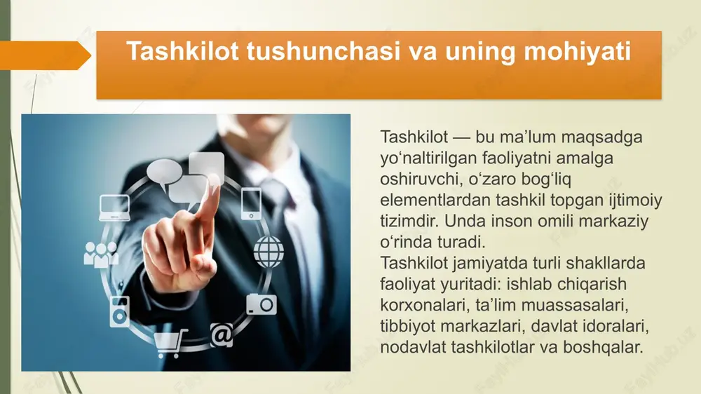 ‘payadi. tashkiliy tuzilma kengayadi, yangi xodimlar jalb qilinadi. rahbariyat strategik rejalashtirishni yo‘lga qo‘yadi. 3. yetuklik bosqichi. tashkilot o‘z pozitsiyasini mustahkamlaydi. ishlab chiqarish yoki xizmat ko‘rsatish jarayonlari barqarorlashadi. bu davrda innovatsiyalarni davom ettirmaslik inqirozga olib kelishi mumkin. 4. pasayish bosqichi. bozor to‘yadi, raqobat kuchayadi, foyda kamayadi. bu davrda tashkilot yangilanish yoki qayta tashkil etish choralarini ko‘rmasa, inqirozga uchraydi. 5. qayta tiklanish (reorganizatsiya) bosqichi. tashkilot yangi strategiyalar ishlab chiqadi, mahsulotni diversifikatsiya qiladi, texnologiyalarni yangilaydi. shu tariqa, u yangi o‘sish bosqichiga o‘tadi. tashkilotning rivojlanish jarayonida uchraydigan muammolar har bir bosqichda turli muammolar paydo bo‘ladi: tug‘ilish davrida – moliyaviy yetishmovchilik; o‘sish davrida – boshqaruvda muvofiqlashtirish muammolari; yetuklik davrida – innovatsiyaga befarqlik; pasayish davrida – bozordagi pozitsiyani yo‘qotish. bu muammolarni yengib o‘tish uchun menejment tizimi samarali ishlashi, qarorlar o‘z vaqtida qabul qilinishi kerak. tashkilotni boshqarishda innovatsion yondashuvlarning ahamiyati zamonaviy biznes muhiti tez o‘zgaruvchan. shu sababli, tashkilot innovatsiyalarga ochiq bo‘lishi zarur. innovatsiyalar quyidagilarni ta’minlaydi: yangi mahsulot …