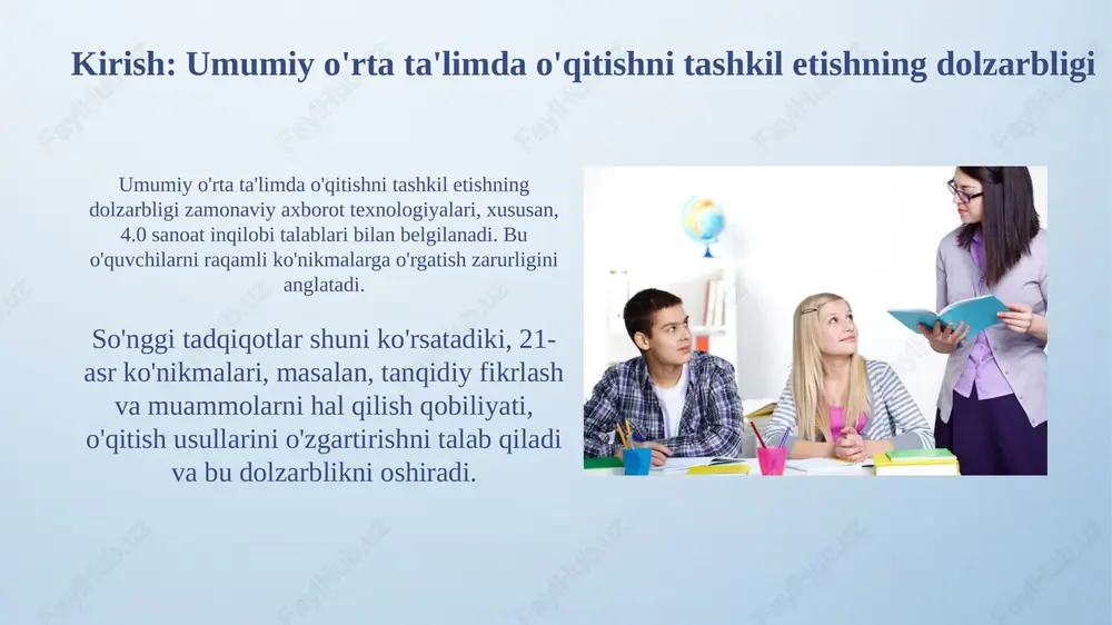 h orqali aniqlashga yordam beradi, chuqur tahlil qilish imkonini beradi. sokrat usuli munozarali savollar orqali talabalarni tanqidiy fikrlashga undaydi, ularni faktlarni tahlil qilishga va turli nuqtai nazarlarni ko'rib chiqishga majbur qiladi. ijodiy qobiliyatlarni rivojlantirish ijodiy qobiliyatlarni rivojlantirish uchun 6 ta "muammoli o'qitish" texnologiyasi qo'llaniladi, bu o'quvchilarga mustaqil ravishda 4 qadamli yechim topishga yordam beradi. steam yondashuvi fan, texnologiya, injeneriya, san'at va matematikani integratsiyalash orqali ijodiy fikrlashni 10 xil loyiha orqali rag'batlantiradi. o'qituvchining roli va kasbiy rivojlanishi o'qituvchi 21-asr ko'nikmalarini (4k: tanqidiy fikrlash, kommunikatsiya, kollaboratsiya, kreativlik) rivojlantirish uchun o'quv jarayonini loyihalashtirishi, metodlarni tanlashi kerak. professional rivojlanishda o'qituvchi uzluksiz ta'lim olishi, ilmiy tadqiqotlarda ishtirok etishi va 3 yilda kamida bir marta malaka oshirishi zarur. xulosa va tavsiyalar o'quv jarayonini takomillashtirish uchun zamonaviy metodlarni joriy etishda 2-3 yillik tajriba dasturini ishlab chiqish va 8-9 sinflarda sinovdan o'tkazish muhim. pedagogik texnologiyalarni o'zlashtirish darajasini oshirish maqsadida har bir o'qituvchiga kamida 72 soatlik malaka oshirish kurslarida …
