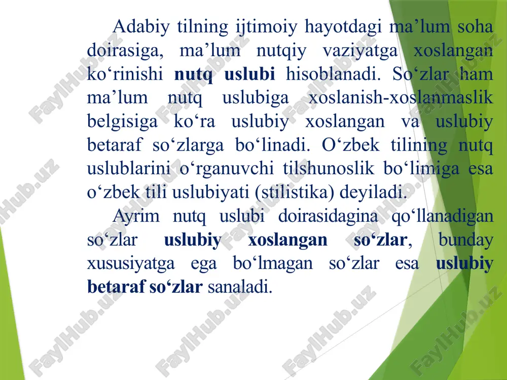 atlari doirasida qo‘llaniluvchi nutq uslubi rasmiy uslub hisoblanadi . rasmiy-idoraviy uslub jamiyatdagi ijtimoiy , huquqiy munosabatlar , davlat va davlatlararo rasmiy , siyosiy-iqtisodiy , madaniy aloqalar uchun xizmat qiluvchi nutq uslubidir . bu uslub hujjatlilik xarakteri bilan ajralib turadi . shunga ko‘ra yozma nutqning xizmatga doir bu turi davlat qonunlari , farmonlar , bayonotlar , shartnomalar , idora hujjatlari , e’lonlar va boshqa rasmiy yozishmalar uslubi hisoblanadi . rasmiy uslub tilining asosiy xususiyati aniqlik va ixchamlikdir , unda muayyan nutqiy shtamplar , kasbga oid so‘zlar , atamalar , tayyor sintaktik qurilmalar keng qo‘llanib , nutqning aniq va ravshan ifodalanishini ta’minlaydi . publitsistik uslub style.visibility publitsistik uslub . ommaviy axborot vositalarida ( gazeta-jurnal , radio, tele­videniye ), oliy majlis yig‘inlarida , turli xil anjumanlarda qo‘llanila­digan nutq uslubi publitsistik uslub sanaladi . publitsistika (lot. publika – xalq , omma ) davrning eng muhim , dolzarb masalalarini o‘quvchilarga , tinglovchilarga , tomoshabinlarga gazeta-jurnal …