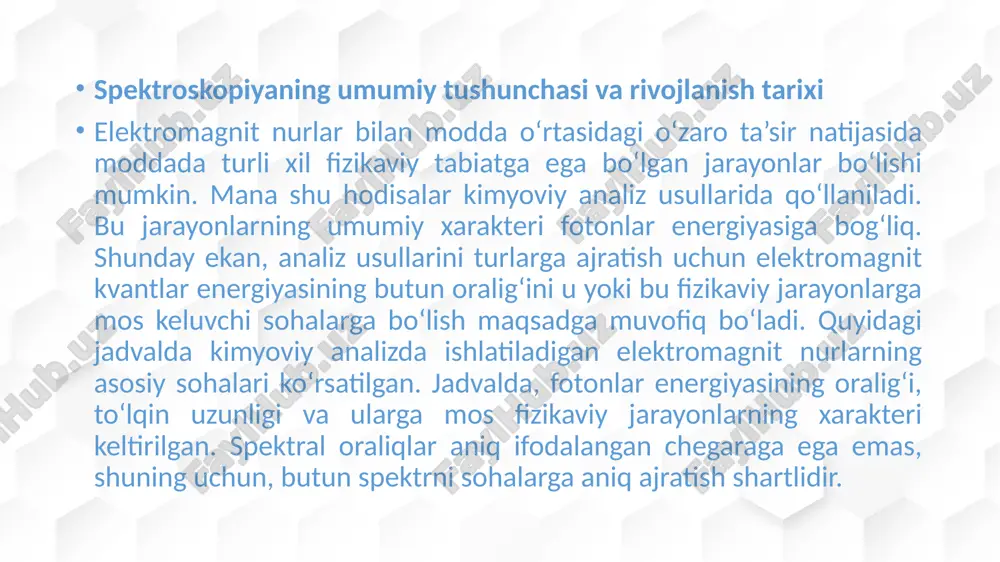 rug‘lik chastotasi ν va tebranishchastotalari ν0i larning kombinasiyasi ko‘rinishida ν±ν0i kuzatiladi. yorug‘likning molekuladan sochilishinatijasida hosil bo‘lgan ν-ν0i spektr polosasiga stoks, chastotasi ν+ν0i bo‘lgan spektr polosasiga antistoks chizig‘i deyiladi. raman spektrlarida molekula qutblanuvchanligini o‘zgarishiga olib keluvchi normal tebranishlar faol bo‘ladi. xulosa: ushbu kurs ishida raman spektroskopiyasi va uning spirtlar misolida qo‘llanilishi atroflicha o‘rganildi. dastlab spektroskopiyaning umumiy tushunchasi, tarixiy rivojlanish bosqichlari va bu yo‘nalishdagi asosiy yutuqlar ko‘rib chiqildi. keyinchalik raman effektining nazariy asoslari, bu effektning molekulalar bilan o‘zaro ta’sirda qanday yuzaga kelishi va u qanday fizik-kimyoviy asoslarga tayanishini aniqlashga alohida e’tibor qaratildi. kurs ishining tajribaviy qismida esa, raman spektroskopiyasida qo‘llaniladigan asbob-uskunalar, ularning tuzilishi va ishlash tamoyillari, shuningdek, spirtlar – metanol, etanol, propanol va butanol kabi moddalarning raman spektrlarini olish va tahlil qilish ishlari amalga oshirildi. e’tiboringiz uchun rahmat image2.jpeg image3.png image4.jpeg image5.png media1.mp4 image6.png image7.png image8.png image9.png image8.svg image10.png image11.png image12.png image1.jpeg 加载失败 /docprops/thumbnail.jpeg