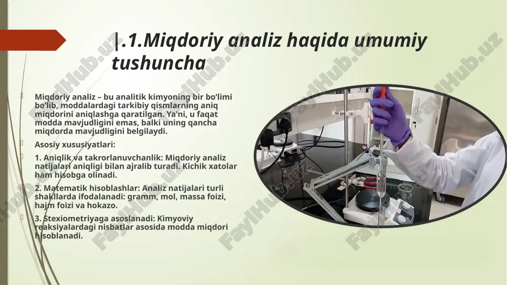 to deyiladi va foizlarda ifodalanadi. ||.miqdoriy analizning ishlatilish sohalari miqdoriy analiz (yoki miqdoriy kimyoviy tahlil) turli sohalarda moddalar tarkibini aniqlash va nazorat qilishda muhim rol o‘ynaydi. quyida uning asosiy ishlatilish sohalari keltirilgan: 1. farmatsevtika sanoati dori vositalarining tarkibidagi faol moddalarning aniq miqdorini belgilash.dori vositalarining sifat nazorati.normativ hujjatlarga muvofiqligini ta'minlash. 2. oziq-ovqat sanoati oziq-ovqat mahsulotlaridagi oqsil, yog‘, uglevod, vitamin va minerallar miqdorini aniqlash. konservantlar, rang beruvchi moddalar va boshqa qo‘shimchalarning miqdorini nazorat qilish. ||.1 miqdoriy analizda natijalarni hisoblash analiz cho‘ktirish usuli bilan olib borilganda odatda miqdori aniqlanishi kerak bo‘lgan moddaning o‘zini emas, balki unga ekvivalent bo‘lgan ikkinchi modda — tortiladigan formaning tarozida tortiladi. masalan, bariy xlorid tarkibidagi bariy miqdorini aniqlashda elementar bariyni emas, balki analizda olinadigan uning birikmasi baso₄ tortiladi. xuddi shu tarzda, kalsiyni aniqlashda cao, magniyni aniqlashda mg₂p₂o₇, xlor ionini aniqlashda agcl tortiladi va hokazo. tortiladigan formaning topilgan miqdori (doimiy og‘irlikka keltirilgan cho‘kma bilan tigel va bo‘sh tigel og‘irliklarining farqi) …