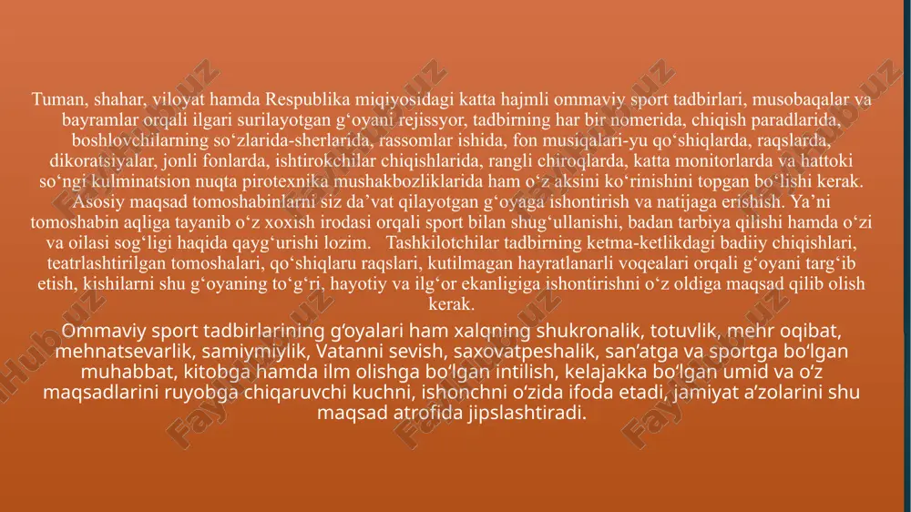 ketma-ketlik asosida harakat elementlari bo‘lmish mavzu va g‘oya, bir bo‘lakdan ikkinchisiga o‘tish, bloklar, bezaklar, matnlar to‘liq ko‘rsatiladi. ssenariy tabiati bo‘yicha bir qancha turlarga bo‘linadi: 1. kino ssenariy: badiiy filmlar ssenariysi; hujjatli filmlar ssenariysi; ilmiy-ommabop filmlar ssenariysi; qo‘g‘irchoq va multfilmlar ssenariysi. 2. televizion ssenariylar: adabiy-badiiy ko‘rsatuvlar ssenariysi; publitsistik-axborot ko‘rsatuvlar ssenariysi; ma’naviy-ma’rifiy ko‘rsatuvlar ssenariysi; ijtimoiy-siyosiy ko‘rsatuvlar ssenariysi; o‘yin-ko‘ngil ochar ko‘rsatuvlar ssenariysi; televizion filmlar ssenariysi; h) musiqiy ko‘rsatuvlar ssenariysi va h.k. 3. radioeshittirishlar ssenariysi: ijtimoiy-siyosiy eshittirishlar ssenariysi;, adabiy-badiiy eshittirishlar ssenariysi; publitsistik-axborot eshittirishlari ssenariysi; musiqiy eshittirishlar ssenariysi; ma’naviy-ma’rifiy eshittirishlar ssenariysi; o‘yin-ko‘ngil ochar eshittirishlar ssenariysi. 4. sirk tomoshalari ssenariysi. 5. ommaviy bayram va tomoshalar ssenariysi. ommaviy bayram va tomoshalar ssenariysi - sintetik asardir. unda dramaturgiyaning elementlari bo‘lib, ko‘proq epik xarakterdagi (ba’zida lirik-epik) asarlarga yaqinlashib, ko‘proq u yoki bu masshtablilikni, ijtimoiy hodisalarni aks ettiradi. uning «qahramonlar»i bir-biri bilan kurashmay balki, ijtimoiy davr ziddiyatining u yoki bu tomonida, yoki umumxalq ishining katta yoki kichik uchastkasida faoliyat ko‘rsatadilar. …