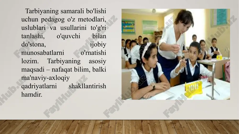 d esa katta bo‘lsa, «kuchli harakatlantiruvchi» metodlar qo‘llaniladi, qulay sharoitlarda esa, tarbiyaning «ayaydigan» metodlaridan foydalaniladi. tarbiyani «kuchli harakatlantiruvchi» va «ayaydigan» metodlarga bo‘linishishartli: birinchisi tanbeh berish va majbur qilish bilan, ikkinchisi nasihat qilish va doimiy o‘rgatish bilan bog‘liq. 10. kutiladigan natija. metodni tanlayotganda, tarbiyachida muvafaqqiyatga erishishiga ishonch bo‘lishi kerak. buning uchun qo‘llanilayotgan metod qanday natijaga olib kelishini oldindan ko‘ra bilish kerak. tarbiya metodlarining tasnifi zamonaviy pedagogikada ba’zilari amaliy vazifalarni hal etishga, ba’zilari faqat nazariy vazifalarni o‘zida aks ettiradigan o‘nlab tarbiya tasniflari mavjud. metodlar o‘ziga xos xarakteriga ko‘ra ishontirish, mashq, rag‘batlantirish va tanbeh berishga bo‘linadi. mazkur holatda metodning umumiy xarakterli belgisi uo‘zida yo‘nalganlikni, o‘ziga xoslikni, qo‘llanishga yaroqlilikni aks ettiradi. bu tasnifga metodlarning ko‘proq umumlashganligi bilan ajralib turuvchi tarbiyaning umumiy metodlari mustahkam tutashib ketadi. tarbiyalanuvchilarga ta’sir etishi natijalariga ko‘ra metodlarni ikki guruhga bo‘lish mumkin: 1. axloqiy me’yorlar, motivlarni hosil qilishga, tasavvur, tushuncha, g‘oyalarni shakllantirishga ta’sir etuvchi. 2. xulq-atvorning u yoki bu turini aniqlaydigan …
