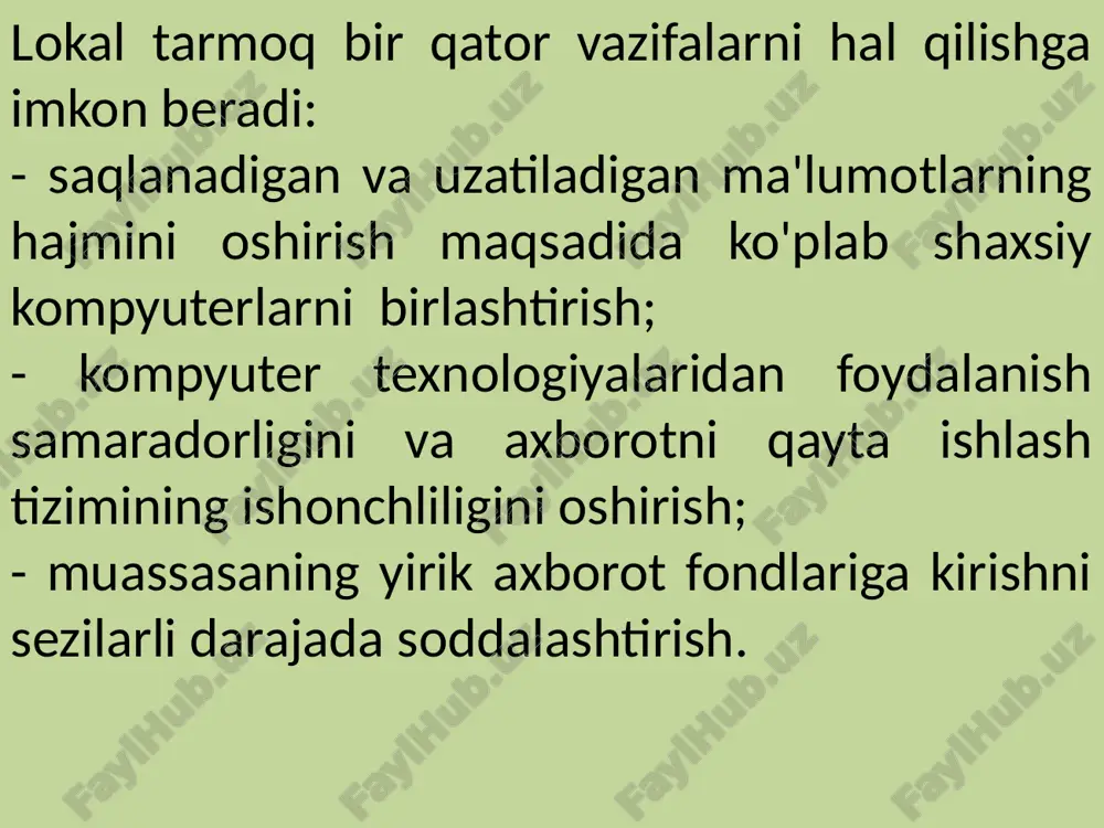 chun keladigan paketni tahlil qilib, paketni faqat unga uzatish hisobiga tarmoq trafigini kamaytiradigan, kabel tizimining dasturiy ta'minot bilan boshqariladigan markaziy qurilmasi. marshrutizator(router) - bu tarmoq darajasida ishlaydigan va paketlarni bitta tarmoqdan boshqasiga yo'naltirish, ma’lumotlarni filtrlash imkonini beradigan standart tarmoq qurilmalari. multipleksor - bu yuzlab raqamli abonent liniyalarini qo'llab-quvvatlovchi markaziy ofis qurilmasi. mejsetevoy ekran(brandmauer) - bu mahalliy tarmoqqa kiruvchi va chiquvchi ma'lumotlarini boshqaradigan va ma'lumotni filtrlash orqali mahalliy tarmoqning himoyasini ta'minlaydigan tarmoq qurilmasi. ma'lumotlarni uzatish kanali - bu ikki tomonlama ma'lumot almashish vositasi bo'lib, u aloqa liniyalari va ma'lumotlarni uzatish (qabul qilish) uskunalarini o'z ichiga oladi. ma'lumotlarni uzatish kanallari axborot manbalarini va axborot qabul qiluvchilarni birlashtiradi. tarmoqni qurish uchun odatda uchta o'tkazgichdan biri ishlatiladi: o'ralgan juftlik(vitaya para), koaksiyal kabel, optik tolali kabel. o`ralgan juftlik elektromagnit to`siqni kamaytirish uchun bir-biriga o'ralgan 8 ta mis o'tkazgichdan iborat. bunday simdan qilingan segmentning uzunligi 100 metrgacha bo`ladi (6-rasm). 6-rasm. o`ralgan juftlik va 8p8c ulagichi koaksiyal …