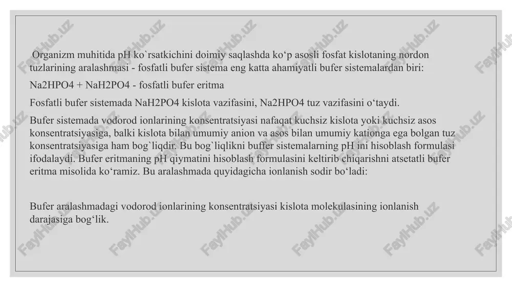 abul qilishda foydalanadigan erkin elektron juftga ega, demak nh3 brenstend-lauri asosi. eʼtibor berish kerak, yuqoridagi reaksiyada ikkala modda ham suvga h+ yoki oh- ionlarini ajratmagani uchun arrenius nazariyasiga koʻra bu reaksiya kislota-asos reaksiyasiga kirmaydi. ammo reaksiyada suvli eritmada boradigan jarayonga juda oʻxshash hcl ga nh3 proton koʻchib oʻtib, ammoniy (nh4cl)xlorid hosil boʻlmoqda ushbu nazariyalarni yanada yaxshiroq tushunish uchun yana bir nechta misollar koʻrib chiqamiz. nitrat kislota va suv orasidagi reaksiyada nitrat kislota (hno3) protonini (koʻk rangda koʻrsatilgan) suvga beradi, yaʼni brensted-louri kislotasi sifatida reaksiyada qatnashadi. hno3​(s.e.)+h2​o(s)→h3​o+(s.e.)+no3−​(s.e.) suv esa proton qabul qilib, h3o+ ni hosil qiladi va reaksiyada brensted-louri asosi sifatida qatnashadi. ushbu reaksiyada muvozanat reaksiya mahsulotlari tomonga kuchli siljigan, shu tufayli reaksiya qaytmas reaksiyadek yoziladi. keling, endi ammiakning suv bilan reaksiyasiga eʼtiborimizni qaratamiz: nh3​(s.e.)+h2​o(s)⇌nh4+​(s.e.)+oh−(s.e.) ushbu reaksiyada suv oʻzining bitta protonini amiakka beryapti. suv protonini yoʻqotib, gidroksid ionini (oh-) hosil qilmoqda. ushbu reaksiyada suv proton donor vazifasini bajardi, demak, bu reaksiyada …