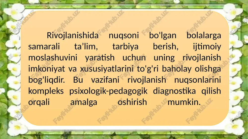 olatini komissiyadan oldin aniqroq bilib olish, rivojlanishidagi nuqsonlar sabablarini aniqlab olish imkonini beradi. misol uchun, pedagog birinchi bo'lib kuchayib borayotgan parishonlik, charchashlik, yig'loqilik alomatlariga e’tiborini qaratadi. vrach esa o'z navbatida bu o'zgarishlarning sabablarini aniqlashga yordam beradi va ularni bartaraf etish uchun kerakli tavsiyalar beradi. har tomonlama va to‘liq o‘rganish tamoyili ham katta ahamiyatga ega. bu tamoyillar bolaning bilish faoliyati, hissiy-idoraviy doirasi va xulqini tekshirishni nazarda tutadi. shuningdek, bolalarning aqliy qobiliyatlarning shakllanishiga ta’sir etadigan jismoniy rivojlanishi ham e’tiborga olinadi. to'liq o'rganish deganda bolaning psixik rivojlanishi alohida olingan qobiliyatlari rivojlanishining yig'indisi emasligini, shuning uchun bola haqida uning idroki, xotirasi yoki psixik funksiyalarning holatini tekshirish asosidagina xulosa chiqarib bo'lmasligini esda tutish lozimligini tushunamiz. bolani har tomonlama, to'liq o'rganish agarda u bolaning faoliyati jarayonida: o'qish, mehnat yoki o'yin faoliyatlarida amalga oshirilsa, muvaffaqiyatli bo'lishi mumkin. bolani o'rganish, tekshirishda foydalaniladigan metodlar ham, materiallar ham ularning yosh va xarakterologik xususiyatlarini e’tiborga olgan holda maksimal darajada individuallashtirilishi lozim. …
