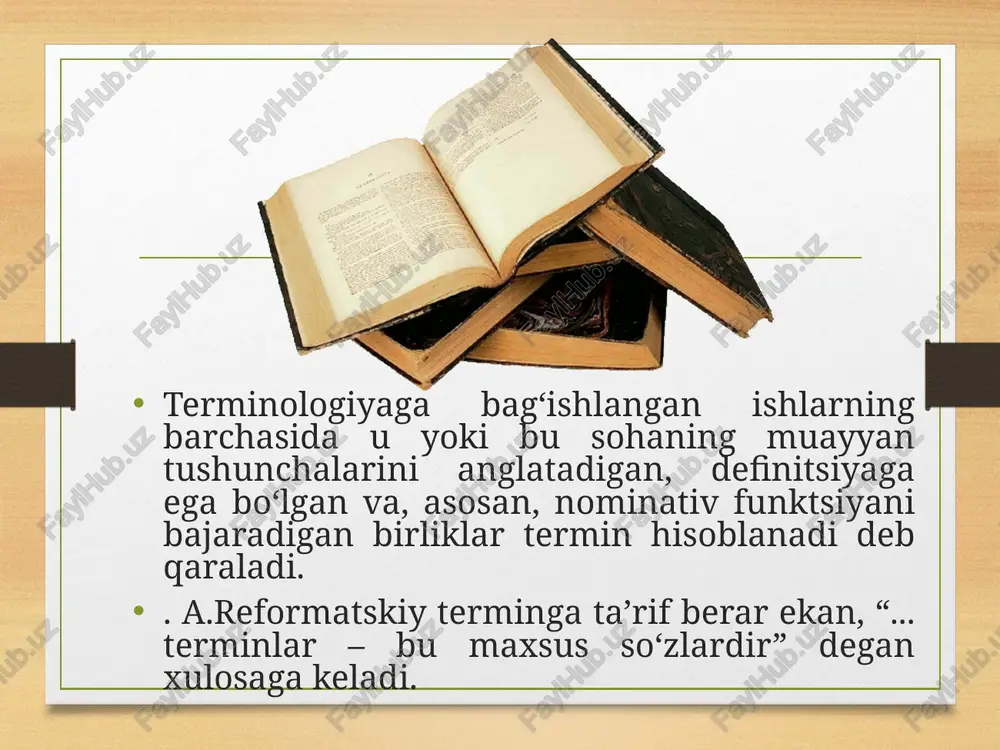 rayoniga tayanadi. ogʻzaki va imo-ishora tillari ramzlar ketma-ketligini soʻz yoki morfema qilib shakllantiruvchi fonologik tizim hamda soʻz va morfemalar ketma-ketligidan ibora va gaplarni hosil qiluvchi sintaktik tizimni oʻz ichiga oladi. xulosa tilning , dastlabki tilning paydo boʻlishi masalasi insoniyatni qadimgi zamonlardan beri qiziqtirib keladi. qadimgi davrlardan boshlab tilning kelib chiqishi haqida koʻplab nazariyalar, taʼlimotlar paydo boʻldi. lekin bu nazariya va taʼlimotlar tilning kelib chiqish masalasini hanuzgacha uzil-kesil hal qilib bera olgani yoʻq. foydalanilgan adabiyoylar. akobirov s. til va terminologiya. -t., 1968. begmatov e.hozirgi o‘zbek tilining lek sik qatlamlari. – t., 1985. image5.png image6.png image7.jpeg image8.jpeg image9.png image10.jpeg image11.jpeg image12.jpeg image13.jpeg image14.jpeg image3.png image4.png /docprops/thumbnail.jpeg tilva treminologiya