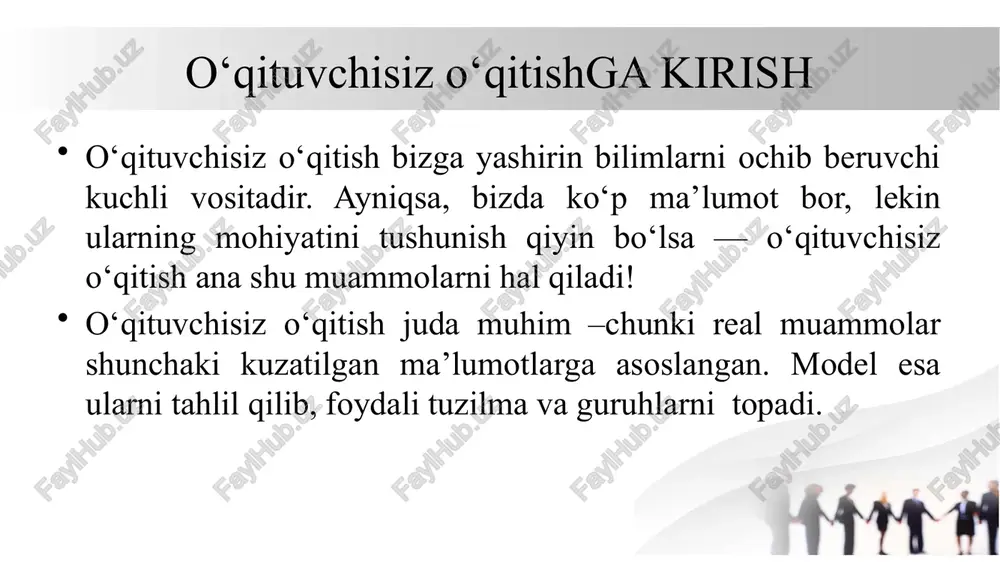 algoritmi: k-means algoritmi asosan quyidagi qadamlar orqali ishlaydi: step 1: k guruhlarini tanlash (k value): k-means algoritmi, avvalo, guruhlar sonini (k) belgilashni talab qiladi. bu son ko‘pincha tajriba, ma'lumotlar o‘lchami, yoki boshqa ko‘rsatkichlar asosida aniqlanadi. agar k qiymati noto‘g‘ri tanlansa, natijalar past sifatli bo‘lishi mumkin. step 2: markazlarni (centroids) tasodifiy tanlash: dastlab, algoritm k ta markaz (centroid)ni tasodifiy ravishda tanlaydi. har bir markaz guruhning markaziga mos keladi. step 3: ma'lumotlarni guruhlarga ajratish: har bir ma'lumot nuqtasi, o‘zining eng yaqin markaziga qarab guruhlanadi. bu, masalaning geometrik jihatidan nuqtalar orasidagi masofa (odatda, euclid masofasi) orqali hisoblanadi. nuqtaning yaqinligi eng kichik masofada bo‘lgan markazga qarab belgilanadi. k-means algoritmi: step 4: markazlarni yangilash: har bir guruhdagi nuqtalar o‘rtasidagi o‘rtacha qiymat (o‘rtacha markaz) hisoblanadi va bu yangi markaz (centroid) sifatida yangilanadi. step 5: takrorlash: 3-4 qadamlar takrorlanadi: guruhlar qayta belgilanadi va markazlar yangilanadi. bu jarayon markazlar bir xil bo‘lib qolganida yoki maksimal iteratsiya soniga yetganida …