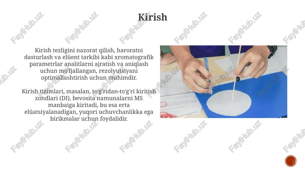 ha oraliqdagi o'lchovdir. qog'oz xromatografiyasi moddalarni ajratish uchun kapillyar ta'sirni ishlatadi, bu suv yoki organik erituvchi kabi harakatlanuvchi fazaning qog'oz orqali yuqoriga ko'tarilishiga bog'liqdir. natijalarni vizualizatsiya qilish rasmlar, diagrammalar va graflar kabi vizualizatsiya usullari, xromatogramma natijalarini tahlil qilish va tushunishni osonlashtirib, xulosa chiqarishga yordam beradi. uv nurida yoritilganida, ba'zi moddalar floresans chiqaradi, bu esa ularni aniqlashni osonlashtiradi va rangsiz komponentlarni aniq vizualizatsiya qilish imkonini beradi. xromatografiya asoslari turli xil xromatografiya usullari mavjud, masalan, qog'oz xromatografiyasi, yupqa qatlamli xromatografiya (tlc) va gaz xromatografiyasi (gc), ularning har biri turli xil statsionar va harakatchan fazalardan foydalanadi. xromatografiyaning asosiy printsipi shundaki, aralashmaning komponentlari statsionar faza bilan har xil darajada o'zaro ta'sirlashadi, bu esa ularning harakatchan fazada har xil tezlikda harakatlanishiga olib keladi. e'tiboringiz uchun rahmat image5.jpg image6.jpg image7.jpg image8.jpg image9.jpg image10.jpg image11.jpg image12.jpg image13.jpg image14.jpg image15.jpg image16.jpg image17.jpg image18.jpg image19.jpg image20.jpg image21.jpg image1.png image2.png image3.png