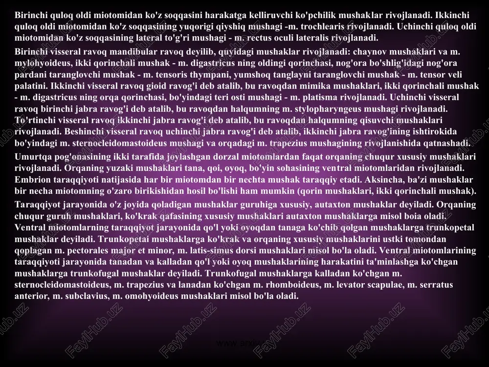 ko’pgina ichki organlar-me’da-ichak yo’li, tanosil organlari, tomirlar devorining shakllanishida qatnashadi. silliq muskul tuzilishi hamda funksiyasi bo’yicha ko’ndalang-targ’il mushakdan ancha farq qiladi. silliq mushaklar vegetativ nerv sistemasi tomonidan innervatsiya qilinadi va shu sababli kishi ixtiyoriga bo’ysunmaydi. yuqorida qayd qilinganidek, silliq muskul to’qimasi hujayra tuzilishiga ega bo’lib, cho’ziq, duksimon va tarmoqlangan bo’ladi. hujayraning o’lchamlari turlicha bo’ladi, ya’ni uzunligi 50-250 mkm, yadro sathining maksimal diametri 5-20 mkm. www.arxiv.uz www.arxiv.uz muskul to’qima. a - ko’ndalang targ’il muskul tolalari: 1 - yadro; 2 - ko’ndalang yo’nalishdagi chiziqlar (miofibrillar); v - silliq muskul tolalari; d - yurak muskuli tolalari. www.arxiv.uz www.arxiv.uz to’qimada bir-biriga yondoshib yotgan hujayralar qatlamlar hosil qiladi. ular bir-biriga nisbatan shunday joylashadiki, bir hujayraning markaziy qismiga boshqa hujayraning o’tkir uch qismi yopishadi. silliq mushak hujayralari sirtdan sarkolemma bilan qoplangan, unda qalinligi taxminan 7,5 nm ga teng plazmatik membrana va tashqi bazal membrana farq qilinadi. yonma-yon yotgan hujayralarning plazmatik membranalari ba’zi joylarda juda yaqinlashib, tutashish …