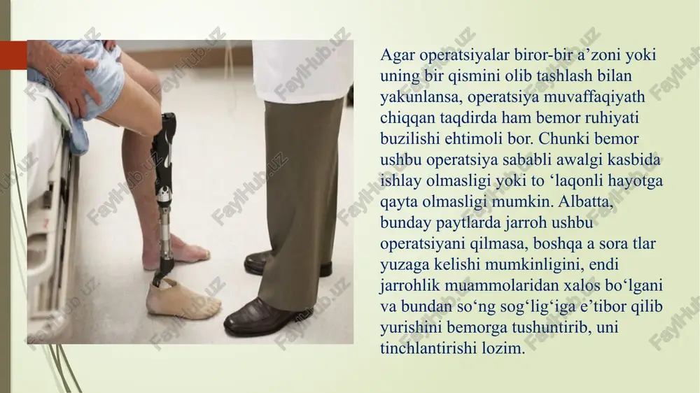 o'laroq, jarrohning obro‘-e’tibori uning muvaffaqiyatli o ‘tkazgan operatsiyalariga proporsional tarzda bog‘liqdir. yoshlar hah uncha ko'p operatsiya qilmagan bo‘ladi va tabiiyki, u tanilishi va o‘z mahoratini ko'rsatishi uchun bemor bilan ishlashi hamda uzoq vaqt muloqotda bo‘lishi kerak. yuqori malakali jarroh darajasiga yetish uchun yosh jarrohlar bunday operatsiyalarni ko‘plab bajarishlari lozim. barcha mashhur jarrohlar ana shu yo‘l bilan tajriba to‘plashgan. bunday jarrohlami, odatda, bemorlarning o‘zi hech qanday psixologik tayyorlov suhbatisiz tanlashadi. operatsiyadan oldin bemorlarda turli xil psixovegetativ va psixosomatik belgilar kuzatilishi mumkin. bular uyqu buzilishi, bosh aylanishi, yomon tushlar ko‘rish, ko‘p terlash, titrash, taxikardiya, arterial qon bosimning o‘ynab turishi, o'lim qo‘rquvi, ich ketish, tez-tez siyish va boshqalar. ma’lumki, operatsiyaga monelik qiluvchi holatlami aniqlash uchun bemorlar boshqa mutaxassislarga, masalan, terapevtlarga ko‘rsatiladi, turli xil laborator va diagnostik tekshiruvlardan o‘tkaziladi. har bir bemor terapevtdan umid bilan ≪bu bemorni operatsiya qilmasa ham bo‘ladi, uni dori-darmonlar bilan davolanglar ≫, degan so'zlami eshitgisi keladi. hatto operatsiyadan oldin yaqinlari …