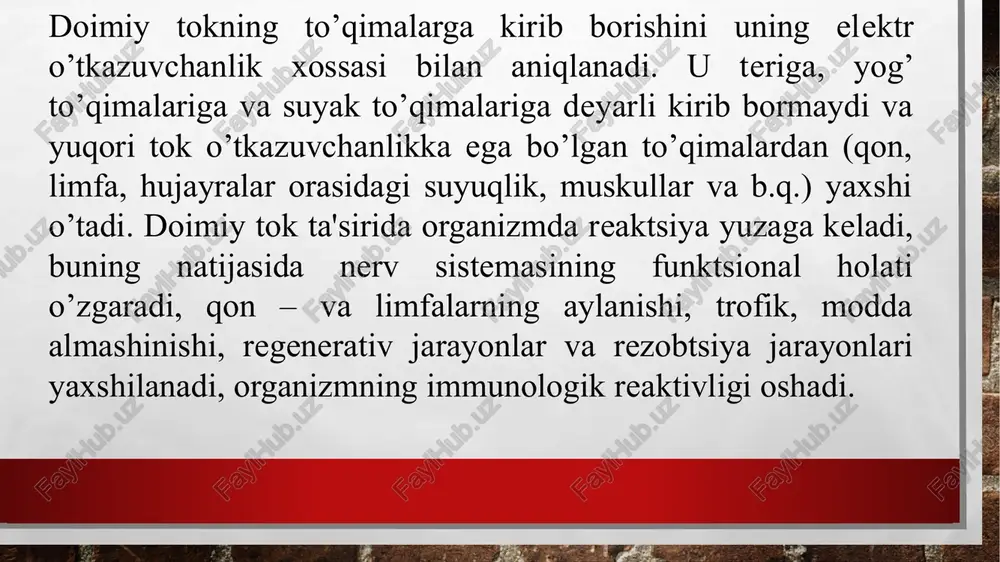 monal buzilishlar;og'riqlar; surunkali charchoq. elektrouyqu muolajasi quyidagi hollarda amalga oshirilmaydi: tabiatda yallig'lanishli ko'rish organlarining patologiyalari, masalan, kon'yunktivit, keratit, blefarit; og'ir miopiya;glaukoma, katarakta, regeneratsiya va retinal dekolmani;dermatit va yuzdagi boshqa yallig'lanish jarayonlari; miyani qon bilan ta'minlashning buzilishi;onkologik kasalliklar; bosh sohasidagi metall implantlarning mavjudligi, bu oqim o'tkazgichlari ;tana haroratining ko'tarilishi;meningesning yallig'lanishi;epilepsiya (muolaja hujumga olib kelishi mumkin);isteriya; yurak etishmovchiligi 2 daraja;psixozlar; individual intolerans. ultra yuqori chastotali tok bilan davolash uvch – terapiya – bemorlar organizmiga to‘liq uzunligi 1-10m ga teng bo‘lgan ultra yuqori chastotali elektromagnit maydonning ta’sir etishiga asoslangan elektr bilan davolash usulidir. uvch terapiyaning boshqa usullaridan farqi shuki, bunda bemor tanasiga ultra yuqori chastotali o‘zgaruvchan elektr maydon ta’sir qiladi. maydon to‘lqinlari tana to‘qimalariga katta chuqurlikda kirib boradi. bemorga uvch terapiyasini o‘tkazish uchun apparatning ikkita kondensator plastinasi orasiga bemor shunday joylashtiriladiki, tana yuzasi va elektrodning oralig‘ida 6 sm cha oraliq qolishi kerak. uvch terapiyasi og‘riq qoldirishda, spazmlarni olishda va yallig‘lanishlarda yaxshi ta’sir ultratovush …