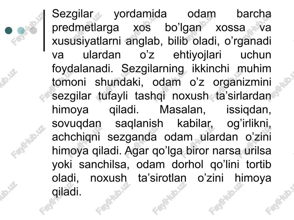 sh bilan tavsiflanadi. ta’m bilish sezgilarining organi tilning yuzasi va tanglayning yumshoq qismidan tashkil topgan. tilning shilliq pardasida maxsus ta’m bilish so’rg’ichlari mavjud bo’lib, ularning tarkibi tayoqchasimon hujayralardan tuzilgan maxsus ta’m bilish “kurtaklari”ga ega. ta’m bilish so’rg’ichlari til yuzasida bir tekis taqsimlanmaganligi uchun uning orqa qismi achchiqni, uchi shirin mazani, chetlari esa nordon mazani sezadi. teri sezgilari tarkibi tuyish va harorat turlaridan iborat bo’lib, ularning bunday nomlanishining bosh omili bu reseptorlarning tarkibi va organizmning tashqi shilliq pardalarida joylashganligidadir. tuyish sezgilari ikki xil axborotni qabul qilish imkoniyatiga ega: 1 - tegish va tarqalishini tuyish sezgilari; 2 - silliq yoki g’adir – budurni tuyish bilan tavsiflanadi.. psixologiyada tuyish tanachalari va sezuvchi nervning chekka tarmoqlari zichligi ekstiziometr asbobi yordami bilan o’lchanadi. asbob keriladigan ikki oyoqli sirkuldan tashkil topgan, bo’lib, uning o’zagidagi darajalar oyoqlarning uchlari o’rtasidagi masofani o’lchaydi. tuyish sezgilarining markazi bosh miya po’stining orqadagi markaziy nuqtasida joylashgan deb taxmin qilinadi. tuyish sezgilarining tashqi, …