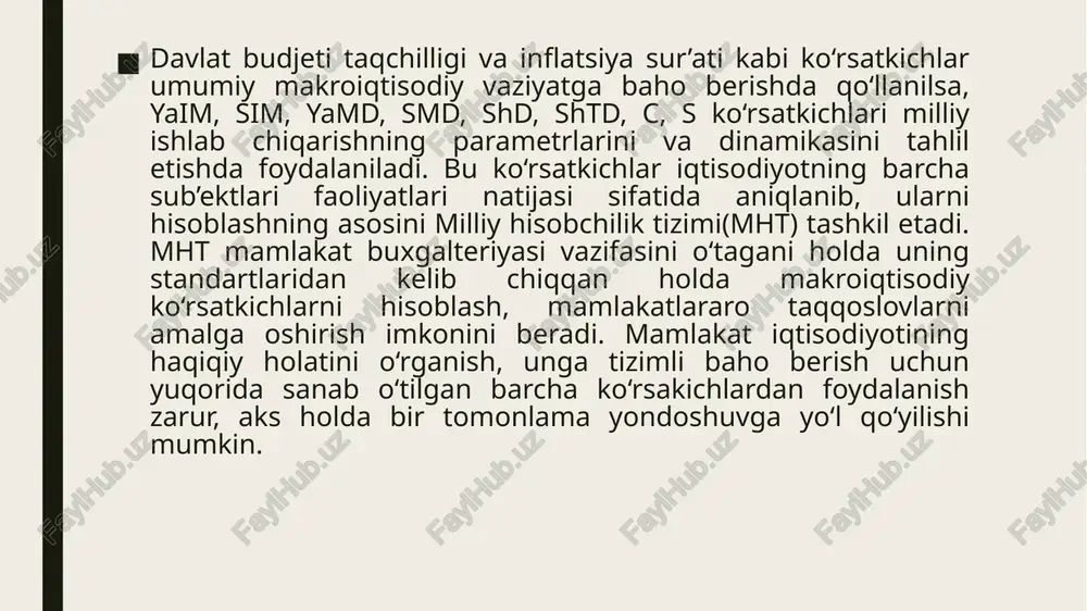 i bu yerda makroiqtisodiy ayniyat quyidagi ko‘rinishga ega bo‘ladi: c + i = c + s yoki i = s ushbu ayniyatdan ko‘rinib turibdiki, uy xo‘jaliklarining jamg‘arishga bo‘lgan istaklari tadbirkorlikning qancha miqdorda investitsiyalash xohishlariga mos tushsa, unda daromadlar hajmi (c+s) va yalpi xarajatlar (c+i) hajmiga tengligiga yoki ishlab chiqarishning muvozanat darajasiga erishish mumkin. aytaylik, mamlakat iqtisodiyoti ochiq, ya’ni eksport-import aloqalari yo‘lga qo‘yilgan, soliq solish va transfert to‘lovlari ko‘rinishida davlat aralashuvi mavjud bo‘lsin. bunday holatda jamg‘arish tushunchasi murakkablashib, quyidagi ko‘rinishga ega bo‘ladi: 21 s = sp + sg + sx bu yerda: sp - xususiy jamg‘armalar; sg - davlat jamg‘armalari; sx - boshqa mamlakatlar jamg‘armalari. bunda xususiy jamg‘armalar daromadlar (y), transfert to‘lovlari (tr), davlat zayomlari bo‘yicha foizlar yig‘indisidan (n) soliqlar (t) va iste’mol (c) xarajatlari yig‘indisini ayirish natijasiga teng bo‘ladi. sp = (y + tr + n - t) – c davlat jag‘marmalari quyidagi miqdorga teng bo‘ladi: sg = (t - …