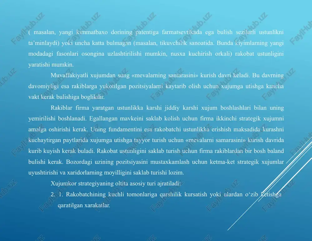 rish vaktini qisqartirish. muqobil texnologiyalarni patentlash. xususiy nou-xaularni ximoyalash. eng yaxshi ta’minotchilar bilan eksklyuziv kontraktlar imzolash. rakobatchilarni yakinlashtirmaslik uchun xom ashyolarni katta xajmlarda sotib olish. raqobatchilar bilan ishlaydigan ta’minotchilardan voz kechish. tovarlar va rakobatchilar xarakatlarni doimo nazorat kilib turish. ximoyaviy strategiyaga bulgan ikkinchi yondoshuv rakobatchilarga ularning xarakatlari javobsiz kolmasligi va kompaniya xujumga tayyor ekanligini yetkazib turishdan iborat. rakobatchilarning xujumkor xarakatlariga karshilik kursatishning boshka yuli rakobatchilarni uziga jalb etadigan va ularni xujumkor xarakatlarga undaydigan foydani kamaytirishga urinishdan iborat. firmaning foydaliligi kanchalar yukori bulsa, bu boshkalar uchun uziga jalb etadigan «xurak» vazifasini utaydi va xujumkor xarakatlar kilish istagini tugdiradi. bunday sharoitda kompaniya xisob mexanizmlari yordamida ximoyalanishi mumkin. 4.vertikal integratsiya strategiyasi va raqobat ustunligi kompaniya mablaglarini vertikal integratsiyaga investitsiya kilishning asosiy sababi uning rakobat pozitsiyasini kuchayishidir. agar vertikal integratsiya kompaniya xarajatlarini sezilarli darajada pasayishiga yoki kushimcha rakobat ustunligiga erishishga olib kelmas ekan, u strategik xisoblanmaydi va unga mablag sarflashning foydasi yuk. «orqaga» integratsiya …