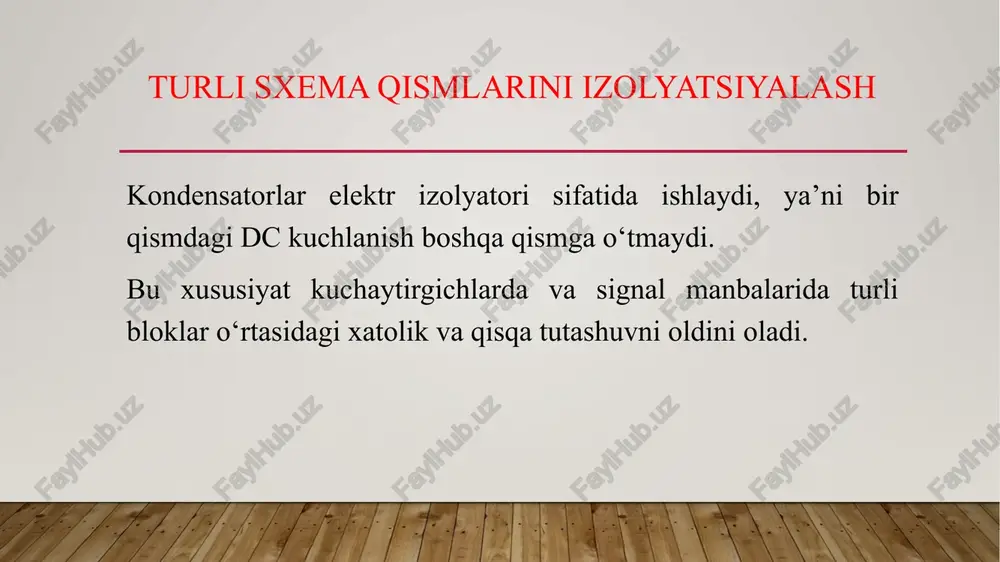 ondensator plastinkalar orasidagi kuchlanish 1 volt bo'lsa, 1 kulonlik zaryad saqlanishi. yoki boshqacha qilib aytganda, bir faradli kondensator, agar u bir kulon zaryadga ega bo'lsa, bir volt kuchlanish beradi. sig’im faqat musbat qiymatlarni qabul qilishi mumkin. kondensatorlar musbat sig'imga ega, ya'ni qo'llaniladigan kuchlanish qanchalik katta bo'lsa, yig’ilgan zaryad shunchalik ko'p bo'ladi. kondensator saqlashi mumkin bo'lgan zaryad miqdori "sig'im" deb ataladi. bu qiymat faradlarda o'lchanadi. sig’imni birligi farad (f) deb ataladi. 1 farad qiymati bu juda katta. shuning uchun amalda ko'pincha karralik qiymatlari, mikrofaradlar, nanofaradlar va pikofaradlarning foydalaniladi. mikrofarad (1f = 1000 000 mkf), nanofarad (1f= 1000 000 000 nf), pikofarad (1f = 1000 000 000 000 pkf) kondensatorning maksimal ishchi kuchlanishi. barcha kondensatorlar ularga berilishi mumkin bo'lgan kuchlanish chegarasiga ega. gap shundaki, dielektrikning tok o’tkazib yuborishi sodir bo'lishi mumkin va kondensator nosoz holga keladi. ko'pincha, bu kuchlanish kondensator korpusining o'zida yoziladi. masalan, elektrolitik kondensatorda. kondensatorni markirovkasi. kondensatorni markirovkalashda, uning turidan …