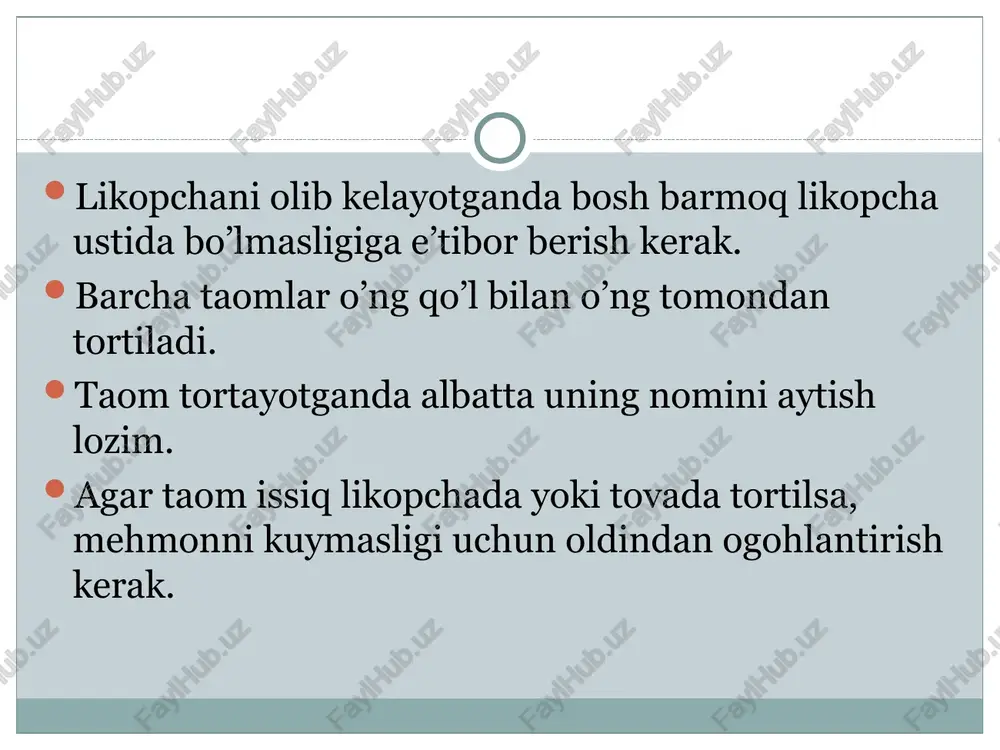 anishlarini bilishlari lozim. agar ofitsiant mijozning qaysidir savoliga javobni bilmasa mijozga”kechirasiz, men hozir buni aniqlashtirib kelaman” deb aniq ma’lumotga ega bo’lhgandan keyin mijozga kelib aytishi lozim. 10. yoqimsiz hid. restoran zalida hech qanday kanalizatsiya va oshxona hidi bo’lmasligi kerak. kiyim va sochlarda hid tez o’tirib qoladi va mijozlar restorandan chiganlaridan keyin ulardan yomon hid kelishini istashmaydi. stolni yig’ishtirish ketma-ketligi ofitsiant ishlatilgan iddishlarni chap tomondan chap qo’li bilan oladi va toza idishlarni mijoz o’ng tomonidan o’ng qo’li bilan qo’yadi. shuningdek, pichoq o’ng tomonda vilka esa chap tomonda bo’lishi lozim. ofitsiant ishlatilgan idishlarni olgandan keyin ularni yordamchi stolda ovqat qoldiqlaridan tozalab olishi kerak. shuningdek idishlarini katta kishikligi va priborlarga qarab alohida ajratib olishi lozim va shundan keyin ularni idish yuvish bo’limiga yetkazishi lozim. yi’gishtirilgan idishlarni o’n qo’lda ustma-ust qo’ygan holda olib ketish kerak. shuningdek, ishlatilgan idishlarni maxsus aravachalar yordamida ham olib ketish mumkin. ishlatilgan fujerlar, stakanlarni ofitsiant sochiq tashlangan podnosga qo’yib chap …