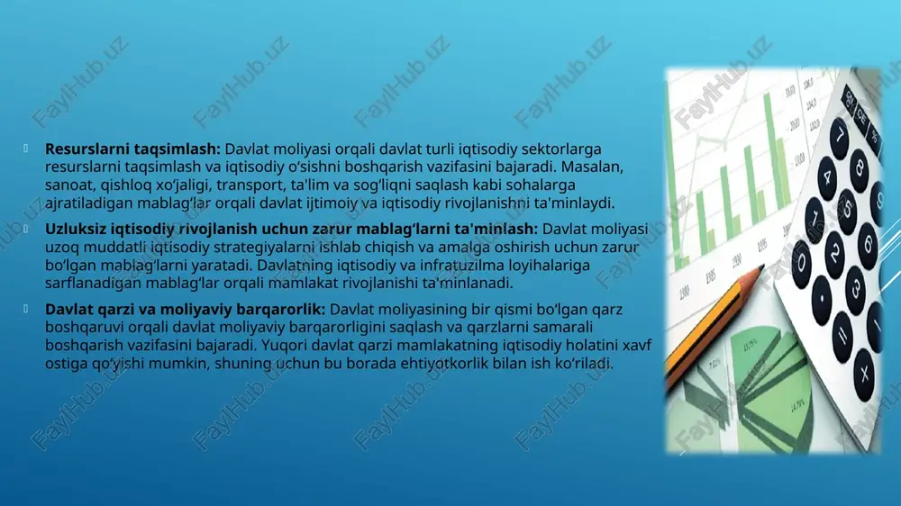 nalari va aktivlari faoliyatidan tushadigan foyda ham muhim daromad manbaidir. o‘zbekistonda resurslarni to‘plash va boshqarish amaliyoti soliq islohotlari: o‘zbekistonda soliq tizimini soddalashtirish va soliq yukini kamaytirish bo‘yicha islohotlar amalga oshirilmoqda. bu iqtisodiyotni rivojlantirish va tadbirkorlikni qo‘llab-quvvatlashga yordam beradi. raqamlashtirish: elektron byudjet tizimi va elektron soliq xizmatlari davlat resurslarini boshqarishni optimallashtirishga xizmat qilmoqda. investitsion loyihalar: resurslar energetika, transport va qishloq xo‘jaligi kabi strategik sohalarga yo‘naltirilmoqda. ijtimoiy ta'minot dasturlari: davlatning ijtimoiy dasturlari orqali aholining ehtiyojmand qatlamlarini qo‘llab-quvvatlashga alohida e’tibor qaratilmoqda. iqtisodiy barqarorlik davlat moliyasi tizimining asosiy maqsadlaridan biri bo‘lib, milliy iqtisodiyotning uzluksiz va muvozanatli rivojlanishini ta'minlashni anglatadi. bu jarayon davlat moliyasi orqali resurslarni samarali boshqarish, iqtisodiy siyosatni muvofiqlashtirish va turli iqtisodiy muammolarning oldini olishga qaratilgan. . davlat byudjeti muvozanatini saqlash byudjet daromadlari va xarajatlari o‘rtasidagi muvozanat iqtisodiy barqarorlikning asosiy shartidir. o‘zbekiston byudjetni rejalashtirishda ijtimoiy dasturlar, investitsiyalar va boshqa ustuvor sohalarga e'tibor qaratadi. inflyatsiya darajasini nazorat qilish davlat moliyasi inflyatsiyani nazorat qilish orqali …
