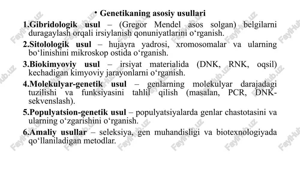 ari ikki genning qo‘shma ta’sirida hosil bo‘ladi. 5. epistaz bitta gen boshqa genning ta’sirini bosib qo‘yadi. masalan: hayvonlarda pigment hosil bo‘lishiga ta’sir qiluvchi gen boshqa rang genini “o‘chirib” qo‘yishi mumkin. 6. polimeriya bitta belgi bir nechta genlarning qo‘shma ta’sirida yuzaga keladi. masalan: odamda bo‘y uzunligi, teri rangi. genlarning pleytrop ta’siri pleytropiya – bu bitta genning bir vaqtning o‘zida bir nechta belgilarni nazorat qilishi hodisasi. ya’ni, bitta gen turli-tuman fenotipik xususiyatlarga ta’sir ko‘rsatadi. pleytropiyaning sababi: gen bir xil bo‘lsa ham, u sintez qiladigan oqsil yoki ferment turli biologik jarayonlarda ishtirok etadi. natijada organizmda bir nechta belgi yoki xususiyatlar paydo bo‘ladi. misollar: odamda: fenilketonuriya – bitta gen mutatsiyasi oqibatida fenilalanin parchalanishi buziladi. bu nafaqat moddalar almashinuviga, balki asab tizimi, aqliy rivojlanish va teri pigmentatsiyasiga ham ta’sir qiladi. sirpanchiq hujayrali anemiya – bitta gen gemoglobinni o‘zgartiradi, natijada qon aylanishi, kislorod tashilishi va immun tizimiga ta’sir ko‘rsatadi. o‘simliklarda: ba’zi genlar barg rangiga ta’sir qilsa, …