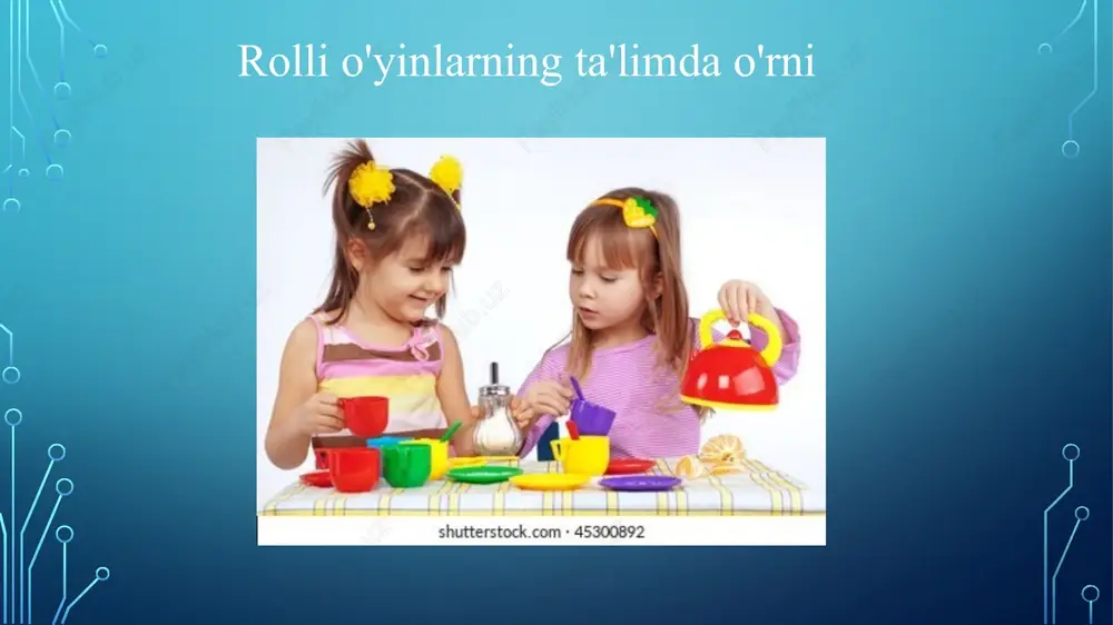 hokama davomida takliflar tahlil qilinadi va imkoniyatlar baholanadi (5 daqiqa). 3. talabalarning manfaatlarini hisobga olgan holda qaror qabul qilinadi (5 daqiqa). 2.ssenariy: "yangi fan tanlash majburiyati" mavzu: universitet o‘quv dasturiga qo‘shimcha fan kiritish masalasi vaziyat: universitetda talabalarga yangi o‘quv fanini majburiy fan sifatida kiritish taklif qilindi. bu fan tanqidiy fikrlash ko‘nikmalarini rivojlantirishga mo‘ljallangan, ammo bu haqida turli qarashlar mavjud. rollar: dekan: yangi fanni kiritishni qo‘llab-quvvatlaydi, chunki u talabalar bilimini oshirishga yordam beradi. talabalar vakili: talabalar yuklamasining oshishi va ko‘proq vaqt talab qilinishidan xavotirda. professor: ushbu fan o‘qituvchisi sifatida uning ahamiyatini tushuntiradi va foydaliligini ta’kidlaydi. karyera bo‘yicha maslahatchi: ushbu fanning ish beruvchilar tomonidan talab qilinishiga e’tibor qaratadi va uning karyeraga ta’sirini ko‘rsatadi. jarayon: 1. har bir ishtirokchi o‘z nuqtai nazarini va pozitsiyasini bayon qiladi (2 daqiqa). 2. yangi fandan talabalarga qanday foyda va yuklama keltirishini muhokama qilishadi (5 daqiqa). 3. oxirida umumiy qaror qabul qilinadi, masalan, fan majburiy yoki tanlov fani …