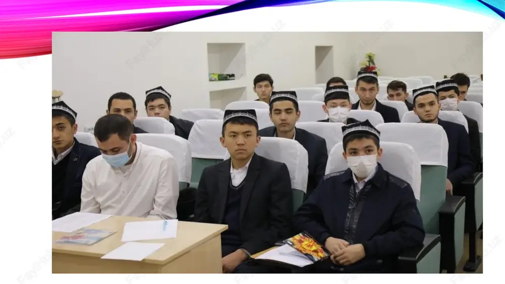 iniy tashkilotlarni davlat ro’yxatidan o’tkazish tartibi to’g’risida» vazirlar mahkamasi qarori asosida diniy tashkilot tuzish uchun to’rtta muhim shartga amal qilish kerak. unga ko’ra diniy tashkilot tuzish uchun tashabbuskorlar 18 yoshga to’lgan bo’lishlari lozim. vijdon va diniy e’tiqod erkinligining mazmun va mohiyati. vijdon erkinligi - ijtimoiy-falsafiy tushuncha; har kimning oʻz eʼtiqodiga koʻra, mazkur jamiyatda mavjud ijtimoiy meʼyorlarni buzmagan holda vijdoni buyurgani boʻyicha yashash, ishlash imkoniyatiga ega. bunda dinga munosabat masalaning bir tomoni hisoblanadi. siyosiy jihatdan vijdon erkinligiga demokratiya koʻrinishlaridan biri sifatida qaraladi. diniy e’tiqod - insonning bo’lgan munosabatini belgilashda qo’llaniladigan tushuncha. diniy e’tiqod erkinligi o’zbekiston respublkikasi konstitutsiyasining 31-moddasida mustahkamlangan. unda quyidagi qoida bayon etilgan: «hamma uchun vijdon erkinligi kafolatlanadi. har bir inson xohlagan dinga e’tiqod qilish yoki hech qaysi dinga e’tiqod qilmaslik huquqiga ega. foydalanilgan adabiyotlar ro’yxati 1. o’zbekiston respublikasi konstitutsiyasi. – toshkent: “o’zbekiston” 2021. 2. o’zbekiston respublikasi qonuni «vijdon erkinligi va diniy tashkilotlar to’g’risida»gi o’rq-699-son. 3. o’zbekiston respublikasi qonuni «vijdon …