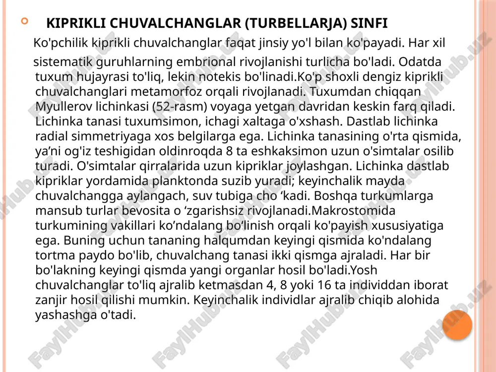 a jinsiy dimorfizm ham yaxshi rivojlangan. ayrim qisqichbaqasimonlarda erkaklarining (masalan,artemiya jabraoyoqlisi) shakli o'zgargan antenna yoki antennullalari urg‘ochisini tutib turish vazifasini bajaradi. daryo qisqichbaqasi erkagining qorin qismi urg‘ochisinikiga nisbatan ingichka; birinchi va ikkinchi juft oyoqlar esa kopulyativ (kuyikish) organiga aylangan. tuban qisqichbaqalarning erkaklari urg‘ochilaridan kichikroq. ayrim parazit turlar va mo‘ylovoyoqli qisqichbaqalaming erkaklari urg‘ochilariga nisbatan juda kichik. qilichdumlilar (xiphosura) sinfi qilichdumlilar ayrim jinsli; jinsiy bezlari juft bo'lib, bir-biri bilan tutashgan naysimon xaltachalardan iborat. jinsiy teshigi birinchi qorin segmentida jabra qopqoqchalarining ostiga ochiladi. embrional rivojlanishi metamorfoz orqali boradi. lichinkasining ko'krak segmentlari to'liq rivojlangan, lekin qorin qismi uncha yaxshi rivojlanmagan. lichinkasida dum o‘simtasi o‘miga dum qalqoni rivojlangan. tashqi ko'rinishi bilan lichinka trilobitalarga birmuncha o‘xshash bo‘lganidan trilobitasimon lichinka deyiladi. qilichdumlilar tropik va subtropik dengizlarda, xususan adantika okeanining shimoliy va markaziy amerika qirg'oqlarida, tinch okeanining malayya arxipelagi, hindi-xitoy, filippin yaqinida hamda yapon orollari atrofida uchraydi. ular suvning qirg‘oqqa yaqin joylarida 4-6 m chuqurlikda yashaydi. 0 ‘rgimchaksim0nlar …
