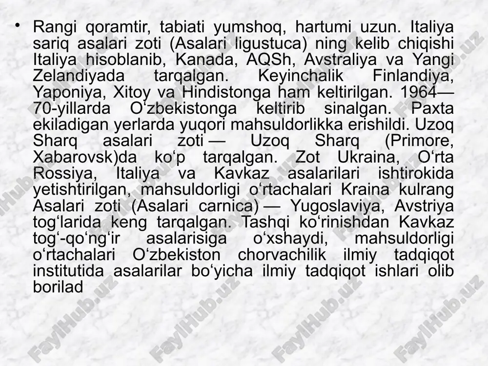 ngi va nektar yig‘ish kabi ishlarni bajaradi . arilar yig‘gan nektar katakchalarda asalga aylanadi . ishchi arilar tuxumdan chiqqan qurtlarni gul changi va asal bilan boqadi . yangi asalari oilasi may – iyun oylarida g‘ujlanish , ya’ni ko‘chib chiqish orqali paydo bo‘ladi . oziq mo‘l bo‘lganida ona ari urug‘langan va biroz urug‘lanmagan tuxum qo‘yadi . urug ‘ lanmagan tuxumlardan erkak arilar , urug‘langan tuxumlardan esa ishchi arilar chiqadi . qurtlardan birini ishchi arilar alohida yirik katakda tarbiyalab , ona ari yetishtiradi . eski ona ari bir to‘da ishchi arilar bilan birga uyadan chiqadi va biron daraxt shoxiga g‘uj bo‘lib o‘tiradi . ular boshqa qutilarga joylanadi . sovuq kunlar tushishi bilan ishchi arilar erkaklarini uyadan quvib chiqaradi . asalarilar « tili ». uyadagi ishchi arilarning turli harakatlar yordamida axborot almashinishi « asalarilar tili » deb ataladi . ari nektarga boy gulni topganda qornini likillatib aylanib , raqsga tushayotgandek harakatlar qiladi . …