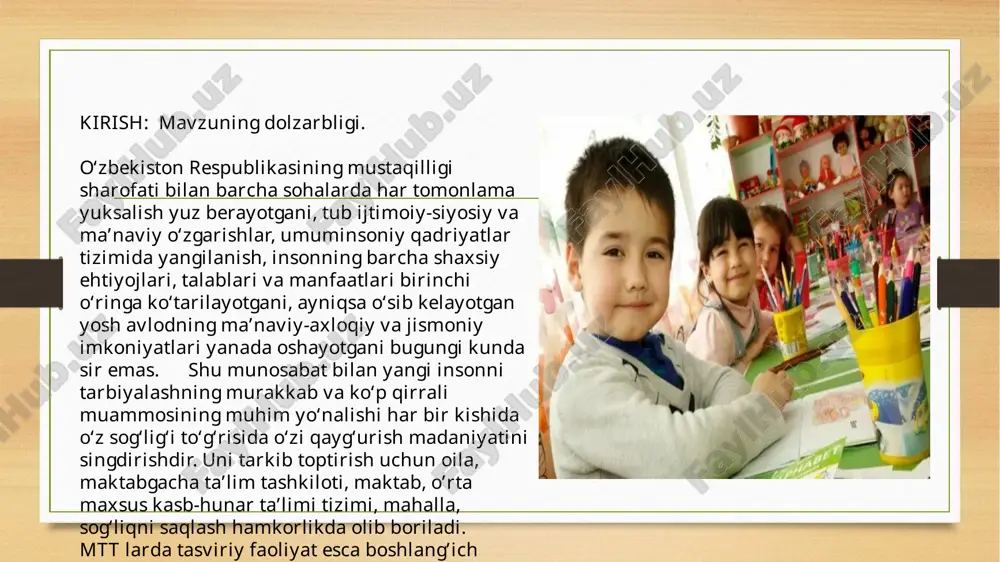 alohida predmetlami ko‘rib chiqish, tarbiyachi tomonidan tasviriy usullarini ko‘rsatib berish, bolalarning bajargan ishlarini mashg‘ulot yakunida ko‘rsatish, ularni baholash kiradi. xulosa: davlatimizdagi ta’lim tizimining poydevorini maktabgacha ta’lim tashkil etadi va bu haqda “ta’lim to‘g‘risida”gi qonunning 11—moddasida aytib o‘tilgan. maktabgacha yoshdagi bolalarga ta’lim-tarbiya berishning asosiy maqsadi - yosh avlodni jismonan sog‘lom, aqlan yetuk, ma’naviy boy, har tomonlama rivojlangan shaxs sifatida tarbiyalash va maktab ta’limiga tayyorlashdan iboratdir. "sog‘lom avlod " deganda - eng avvalo, sog‘lom naslni, jismonan baquvvat shu bilan birga ruhi, fikri sog‘lom, iymon e’tiqodi butun, bilimli, ma’naviyati yuksak, mard va jasur, vatanparvar avlod tushuniladi. maktabgacha yoshdagi bolalar ta’lim-tarbiyasining vazifalari jismoniy, aqliy, axloqiy, estetik, mehnat tarbiyasini berish va ularning tug‘ma layoqati, qiziqishi, ehtiyoji va imkoniyatlarini hisobga olgan holda, milliy va umuminsoniy qadriyatlar asosida muntazam maktab ta’limiga tayyorlashdan iborat. tasviriy faoliyat esa ularga boshlang’ich malaka , estetik rivojlanish hisoblanadi. asosiy adabiyotlar 1. sodiqova sh a. maktabgacha pedagogika. t.: tafakkur bo‘stoni 2013 2. n.qayumova. …