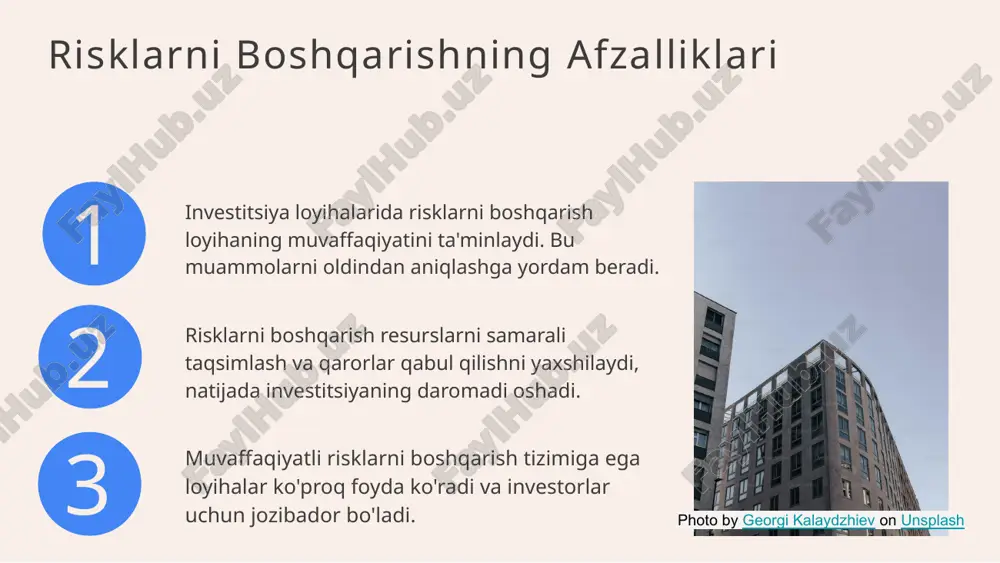 r bir turdagi riskni tushunish, loyihaning rivojlanishida yuzaga kelishi mumkin bo'lgan xavf-xatarlarni baholash imkonini beradi. risklarni boshqarish usullari, masalan, oldini olish, minimallashtirish va taqsimlash, loyihaning muvaffaqiyatini oshirishga yordam beradi. bu usullar risklarni nazorat qilish va ularni boshqarishda muhim rol o'ynaydi. noaniqlik tahlili investitsiya qarorlarini qabul qilish jarayonida muhim o'rin tutadi. u qaror qabul qilishda yuzaga kelishi mumkin bo'lgan noaniqliklarni aniqlash va baholashga imkon beradi. zamonaviy yondashuvlar va texnologiyalar, masalan, sun'iy intellekt va big data, risklarni boshqarishda yangi imkoniyatlar yaratadi. bu usullar risklarni aniqlash va nazorat qilish jarayonlarini samarali qiladi. e'tiboringiz uchun rahmat! image1.jpeg image2.png image3.png image4.png image8.jpg image9.jpg image10.jpg image7.png