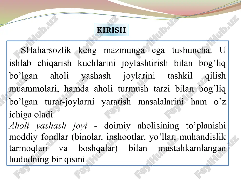 rchak ostida kesishgan. tepalikda esa hukmdor saroyi joylashgan bo’lib, u bog’ xiyobonlari va tepalik yon bag’rida joylashgan turar-joy kvartallari bilan bog’langan. shahar ko’chmanchilar hujumidan himoyalanish uchun baland devor bilan o’rab olingan. quyuq ko’kalamzorlar va ariqlar cho’lning issiq shamollarini yumshatib turardi. ko’chalarning to’g’ri burchakli loyihalanishi bunday iqlim sharoitida shahar hududini kerakli miqdorda shamollatish imkonini bergan. vavilon shahrining rejaviy sxemasi (er.avv.2000 y.). shaharsozlik antik davrga kelib gullab-yashnadi. grek shaharlarida gippodam sistemasi deb nomlanuvchi aniq to’g’ri burchakli printsipga asoslangan ko’chalar loyihasi keng tarqaldi. qachonlardir rim imperiyasi tarkibida bo’lgan shaharlarda bu sistema keyinchalik ham rivojlandi. bu sistema aloqalarning qulaylashuvi va issiq iqlim sharoitida hududni yaxshi shamollatishga imkon beradi. antik davr (lotincha “antiquus” — qadimgi) — oʻrta osiyo tarixining miloddan avvalgi iv asrdan (yunon-makedon istilosidan) boshlab milodiy v asrga qadar boʻlgan davri. jahon tarixida esa qadimgi yunoniston (gretsiya) va qadimgi rim tarixining milodiy 476-yilgacha boʻlgan davri tushuniladi. qadimgi hind traktati manasarada to’g’ri burchakli sxemaga asoslangan …