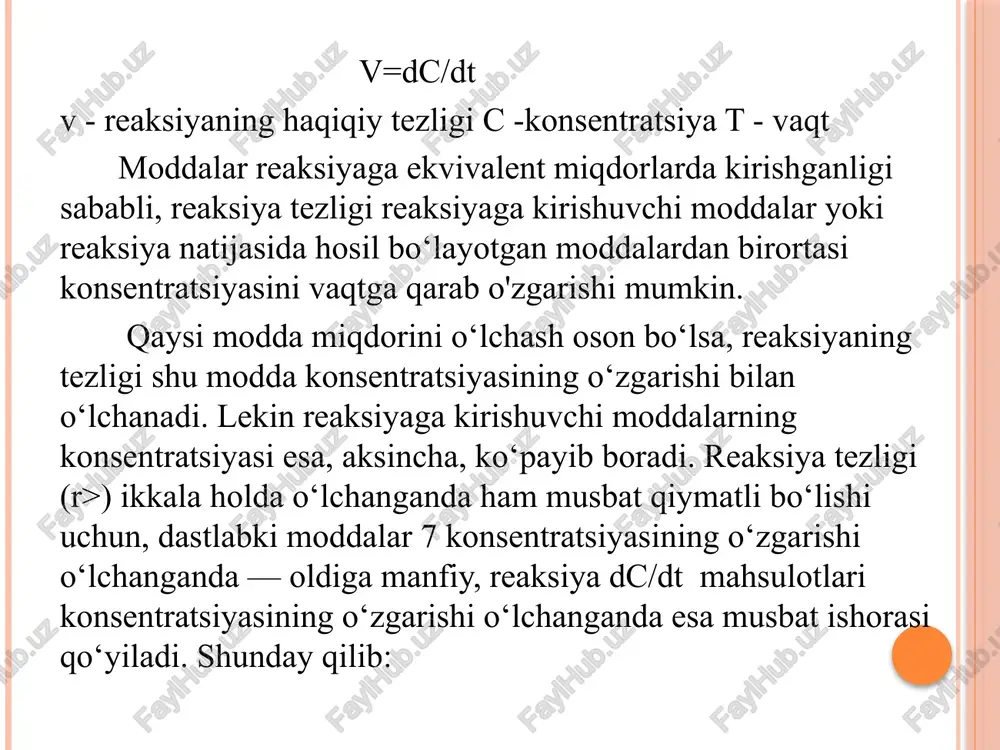 vaqt o'tishi bilan kamayadi, chunki reaktivlar kontsentratsiyasi reaktivlar mahsulotga aylantirilganda kamayadi. reaktsiya tezligi odatda reaktiv kontsentratsiyasini oshirganda ortadi. ushbu bo'lim reaktivlar tezligi va reaktiv kontsentratsiyasi o'rtasidagi munosabatlarni tavsiflovchi tezlik qonunlari deb ataladigan matematik ifodalarni o'rganadi . tarif qonunlari - bu eksperimental tekshiriladigan ma'lumotlarning matematik tavsiflari. moddalar orasida reaksiya sodir bo’lishi uchun ularning zarrachalari o‘zaro to‘qnashuvi zarur, shundagina ularning biri ikkinchi turdagi moddalar atomlarining elektr maydonlari ta’siriga duchor bo’lishi kerak. faqat shunday vaziyatdagina elektronlaming yangi holatga olishi yangi moddalar hosil bo’lishi amalga oshadi. shu sababli kimyoviy reaksiya tezligi zarrachalarning o’zaro to’qnashuvi soniga proporsional bo’ladi, degan xulosaga kelish to‘glri bo’ladi. bunday to‘qnashuvlar soni har bir modda konsentratsiyasiga, aniqrog’i moddalar konsentratsiyalarining ko’paytmasiga to‘g‘ri proporsional bo’lishi 1867-yilda ta‘sir etuvchi massalar qonunini kashf etishga olib keldi: doimiy temperaturada kimyoviy reaksiyaning tezligi reaksiyaga kirishuvchi moddalar konsentratsiyalari ko‘paytmasiga to’g’ri proportsional bo’ladi. tenglamasi aa + v – c c + dd bo‘lgan reaksiyaning tezlik ifodasi v = k[a]a[b]b …