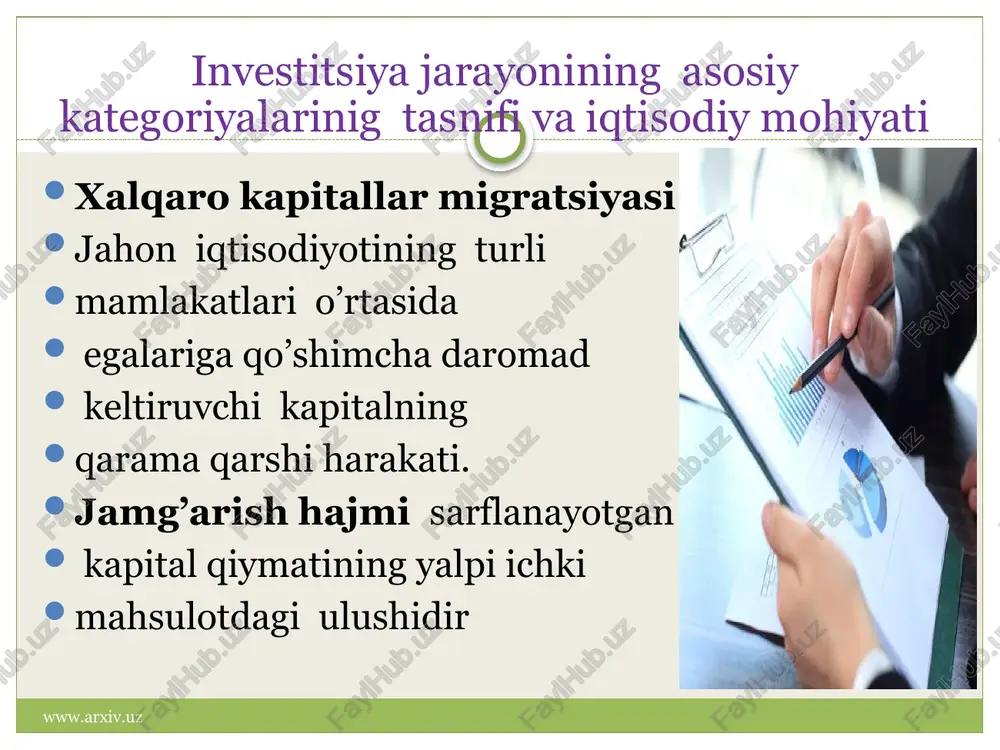 di darajada tasir ko‘rsatuvchi yirik kompaniyalar tushuniladi. ularga quyidagilar kiradi: yillik sotish hajmi 1 mlrd dollardan kam bo‘lmasligi; umumiy moliyaviy aylanma mablag‘larining beshdan bir qismidan uchdan bir qismigacha xorijdagi operatsiyalar ulushiga to‘g‘ri kelishi; xorijdagi aktivlar ulushi 25% dan kam bo‘lmasligi; kamida oltita mamlakatda filiallarga ega bo‘lishi; shunday qilib xalqaro korporatsiyalarning asosiy xususiyati to‘g‘ridan to‘g‘ri xorijiy investitsiyalarni amalga oshirish jarayonidir. ko‘p millatli korporatsiyalar ishlab chiqarish va ilmiy tadqiqot ishlari asosida bir nechta davlat milliy korporatsiyalarini birlashtiruvchi xalqaro korporatsiyalardir. bunga 1907 yildan buyon faoliyat ko‘rsatib kelayotgan angliya gollandiyaning “royal datch shell” konsernini misol keltirish mumkin. ushbu kompaniyaning hozirgi kundagi kapitali 60:40 nisbatda taqsimlangan. xalqaro korporatsiyalarning shakllari xalqaro korporatsiyalarning shakllari transmilliy korporatsiyalar bosh kompaniya bir mamlakat kapitaliga tegishli bo’lib, filiallari dunyo bo’ylab tarqalib ketgan kompaniyalar ko’p millatli korporatsiyalar bosh kompaniya ikki va undan ortiq mamlakat kapitaliga tegishli bolib, xorijiy bo’limlari turli mamlakatlarda joylashgan korporatsiyalar o’zbekistonning xalqaro moliya tashkilotlari bilan hamkorligi www.arxiv.uz iqtisodiy islohotlarni …