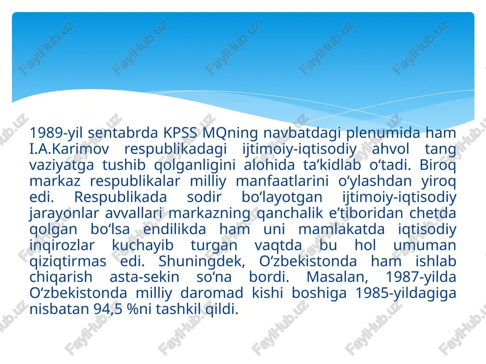 radi.bayroqdagi moviy rang tiriklik mazmuni aks etgan mangu osmon va obihayot ramzi. timsollar tilida bu – yaxshilikni, donishmandlikni, halollikni, shon-shuhrat va sadoqatni bildiradi. binobarin, amir temur davlati bayrog‘ining rangi ham moviy rangda edi. bayroqdagi oq rang – muqaddas tinchlik ramzi bo‘lib, u kun charog‘onligi va koinot yoritqichlari bilan uyg‘unlashib ketadi. oq rang – poklik, beg‘uborlik, soflikni, orzu va hayollar tozaligi, ichki go‘zallikka intilishning timsoli. yashil rang – tabiatning yangilanish ramzi. u ko‘pgina xalqlarda navqironlik, umid va shodumonlik timsoli hisoblanadi. qizil chiziqlar – vujudimizda jo‘shib oqayotgan hayotiy qudrat irmoqlarini anglatadi. navqiron yarim oy tasviri bizning tarixiy an’analarimiz bilan bog‘liq. ayni paytda u qo‘lga kiritilgan mustaqilligimiz ramzi ham. yulduzlar barcha uchun ruhoniy, ilohiy timsol sanalgan. o‘zbekiston respublikasi davlat bayrog‘idagi 12 yulduz tasviri ham tarixiy an’analarimiz, qadimgi yilnomamizga bevosita aloqador. bizning o‘n ikki yulduzga bo‘lgan e’tiborimiz o‘zbekiston sarhadidagi qadimgi davlatlar ilmiy tafakkurida nujum ilmi taraqqiy etganligi bilan ham izohlanadi.davlat bayrog‘imizdagi 12 yulduz tasvirini …