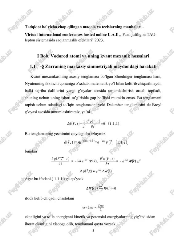 ing mohiyatidan kelib chiqadigan ma’lum bir chegaraviy shartlarni qanoatlantirish kerak. uzliksizlik tenglamasi normallash shartidan foydalanib, uzluksizlik tenglamasini topish mumkin. buning uchun ushbu shartni vaqt bo’yicha differensiyalaymiz. integrall ostidagi hosilalarni nostatsionar shredinger tenglamasidan foydalanib quydagicha almashtiramiz (1.1.8 ) ifodalarni ( 1.1.7 ) ga qo’yib, quydagi ifodani olamiz. ( 1.1.10 ) ga ehtimollik zichligi oqimining vektori deyiladi, bu yerda = ψ ehtimollik zichligidir. shunday qilib, bularni etiborga olsak, dv = - dv yoki, + div ) dv = 0 bundan esa + div = 0 (1.1.11) uzluksizlik tenglamasi kelib chiqadi, bu tenglama ma’nosiga ko’ra ehtimollikning saqlanish qonunini ifodalaydi. kvant mexanikaning asosiy tenglama – shredinger tenglamasini bayon qildik. bu tenglama matematika nuqtai nazaridan xususiy xosilali ikkinchi tartibli differensial tenglama ekanligi va uning yechimidan to’lqin to’lqin funksiya topilishi aytiladi. tenglama mikrozarraning harakat tenglamasi ekanligi tushuntirladi. shredinger tenglamasidan uzluksizlik tenglamasi topiladi va uning ma’nosi bayon qilinadi. ma’lumki, statsionar va nosatsionar shredinger tenglamalari matematik nuqtai nazaridan …