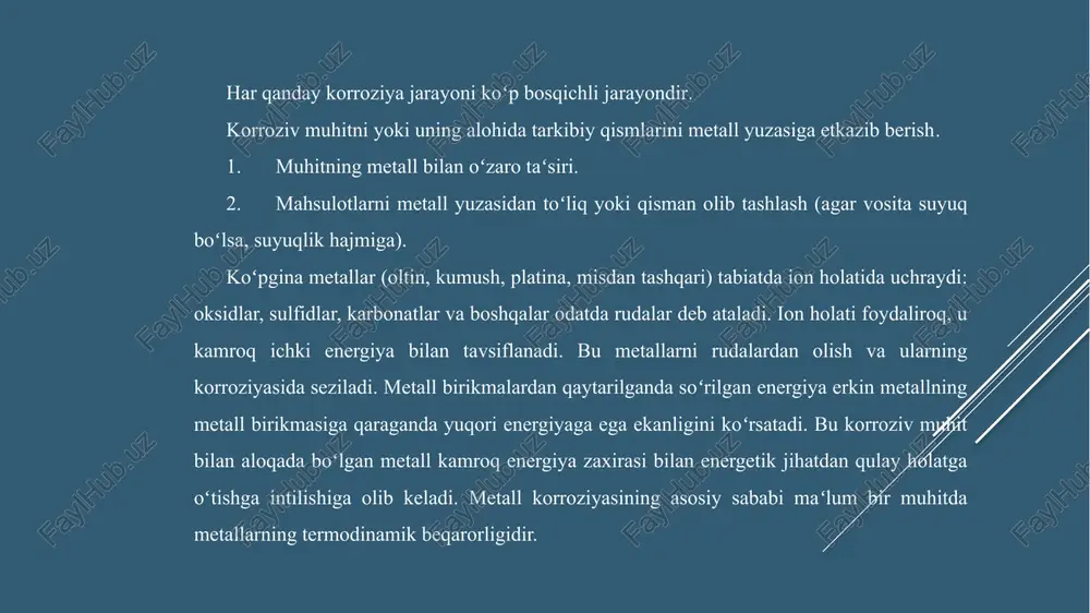 ik qiladi. metall sirtini boʻyoq va lak qatlami bilan qoplash korroziyani istisno qilmaydi, balki unga faqat toʻsiq boʻlib xizmat qiladi, yaʻni u faqat korroziya jarayonini kamaytiradi. gruntovka va fosfatlash koʻpincha boʻyoq va lak ostida astarlar qoʻllaniladi. uning tarkibidagi pigmentlar ham ingibitor xususiyatlarga ega boʻlishi kerak. astar qatlamidan oʻtib, suv maʻlum miqdordagi pigmentni eritadi va kamroq korroziv boʻladi. tuproq uchun tavsiya etilgan pigmentlar orasida pb3o4 qoʻrgʻoshin eng samarali hisoblanadi. gruntovka oʻrniga, baʻzida metall yuzasi fosfatlanadi. buning uchun h3po4 ortofosfor kislotasini oʻz ichiga olgan temir (iii), marganes (ii) yoki rux (ii) ortofosfatlar eritmalari choʻtka yoki buzadigan amallar bilan toza yuzaga qoʻllaniladi. zavod sharoitida fosfatlash 99-970 oc da 30-90 daqiqa davomida amalga oshiriladi. fosfat aralashmasida eriydigan metall va uning yuzasida qolgan oksidlar fosfat qoplamining shakllanishiga hissa qoʻshadi. elektrokimyoviy himoya ishlab chiqarish sharoitida elektrokimyoviy usul ham qoʻllaniladi-mahsulotlarni 4 a/dm2 oqim zichligi va 20 v kuchlanish va 60-700 oc haroratda sink fosfat eritmasida oʻzgaruvchan tok …