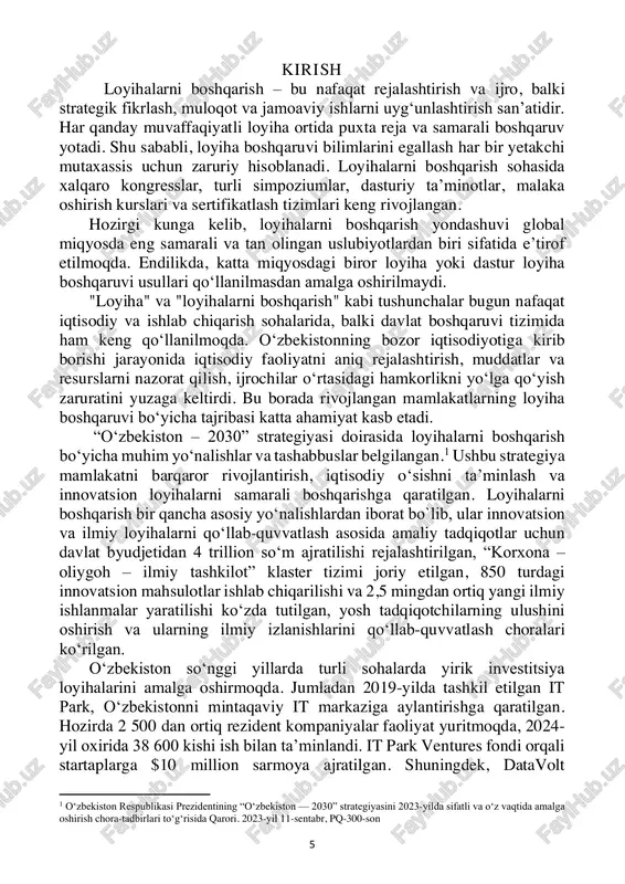 maliyoti joriy etildi. 1990-yillar davrida esa kompaniyalar miqyosida “management by projects” yondashuvi shakllandi va loyihalarni boshqarish korporativ darajada joriy etila boshlandi. bu esa loyiha portfellarini boshqarish, korporativ tizimlar va loyiha samaradorligini baholash usullarining yaratilishiga zamin yaratdi. so‘nggi yillarda esa moslashuvchan loyiha boshqaruvi usullari (masalan, agile, scrum, kanban va boshqalar) keng tarqalmoqda va amaliyotda faol qo‘llanmoqda. bularning barchasi loyihalarni boshqarish fanining dolzarbligi va o‘z vaqtida o‘rganilayotganini ko‘rsatadi. loyihalarni boshqarish fanini o‘rganishdan ko‘zlangan asosiy maqsad – talabalarni loyiha boshqaruvining mohiyati, tamoyillari va zamonaviy uslublari bilan tanishtirish, loyiha siklining turli bosqichlarida asoslangan qarorlar qabul qilish, loyiha jamoasini shakllantirish va loyiha boshqaruv tuzilmalarini yaratish bo‘yicha amaliy ko‘nikmalarni shakllantirishdir. fan oldiga quyidagi vazifalar qo‘yiladi: • loyihalarni boshqarish tarixiy taraqqiyotini o‘rganish; • ushbu sohaning ilmiy-nazariy va uslubiy asoslarini tahlil qilish; • loyihalarni tasniflash, baholash va amalga oshirishda qo‘llaniladigan yondashuvlarni o‘zlashtirish; 7 • loyiha ishtirokchilari va ularning funksiyalarini o‘rganish; • loyihalarni boshqarishning tashkiliy shakllari bilan tanishish; • …