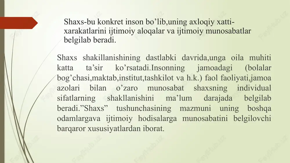 g bir qismi sifatida qaraladi. bu jarayonda odamlar va boshqa tirik organizmlar bir-biriga ta’sir qilgan va ozaro evolyutsiyalashgan. shaxsning psixologik xususoyatlari (masalan, hissiyotlar, motivatsiyalar, ijtimoiy aloqalar) jamiyatning o’zgarishlari va muhitning talablariga qarab shakllangan. ontogenez – bu individning rivojlanish jarayonini, ya’ni shaxsning o’zi qanday qilib rivojlanishini tushuntiradi. ontogenezda shaxsning psixologik va ijtimoiy rivojlanishi bolalikdan boshlab, ulg’ayish davriga qadar davom etadi. bu jarayonda shaxsning psixologik va ijtimoiy xususiyatlari o’zgaradi va shakllanadi. xulosa shaxsning evolyutsion rivojlanishi – bu insonning tug’ilishidan boshlab umrining oxirigacha davom etadigan o’sish va takomillashuv jarayonidir. bu jarayonda biologik o’zgarishlar, psixologik yetilish va ijtimoiy tajribalar bir-biri bilan bog’liq holda shakllanadi. inson o’z hayoti davomida muhit, tarbiya va jamiyat talablari ta’sirida yangi ko’nikmalarni egallaydi, xulq-atvori o’zgaradi va dunyoqarashi kengayadi. shaxs evolyutsiyasi insonning jamiyatda o’z o’rnini topishi, mustaqil fikrlashi va ma’suliyatli mavjudod sifatida shakllanishiga xizmat qiladigan uzluksiz jarayondir. foydalanilgan adabiyotlar: 1.n.islomova, d.abdullayeva “ijtimoiy psixologiya” 2.muxammedova d.g’, mullaboeva n.m, rasulov a.i “umumiy psixalogiya” …